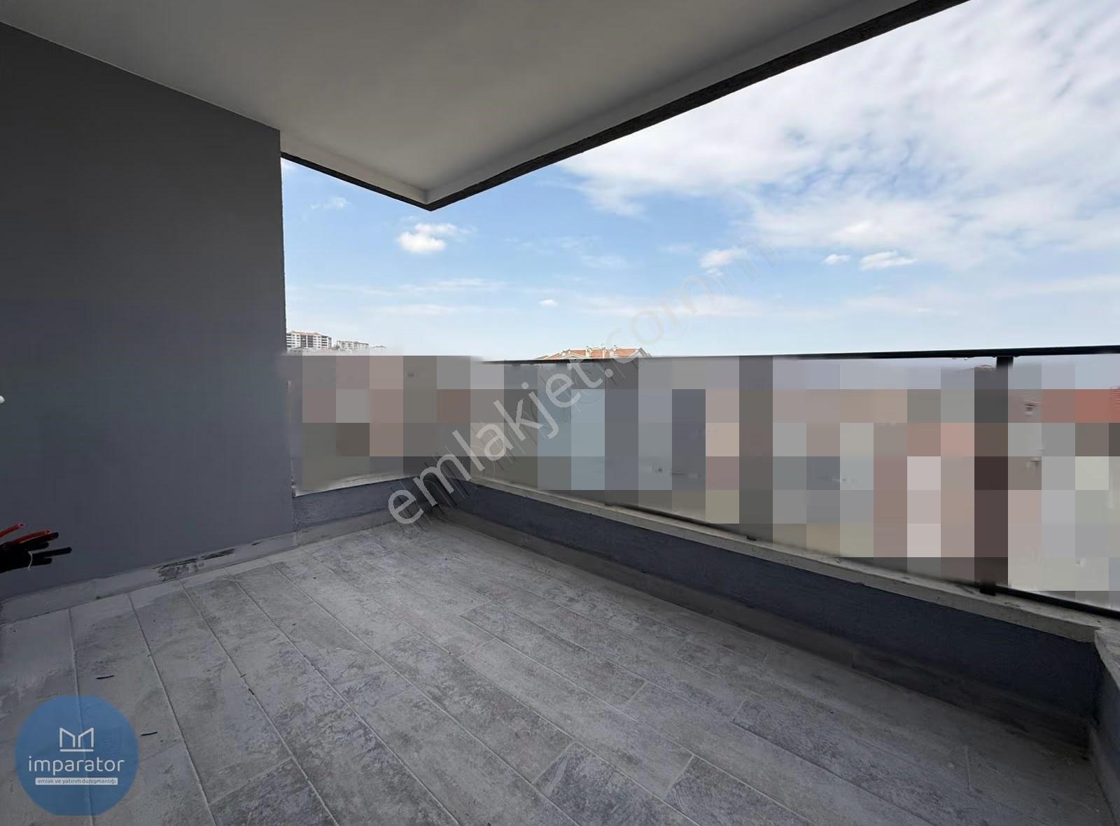 İmparator | Şehir Manzaralı / Ara Katta / Kök Tapu / 140m²/ 3+1 - Görsel 12