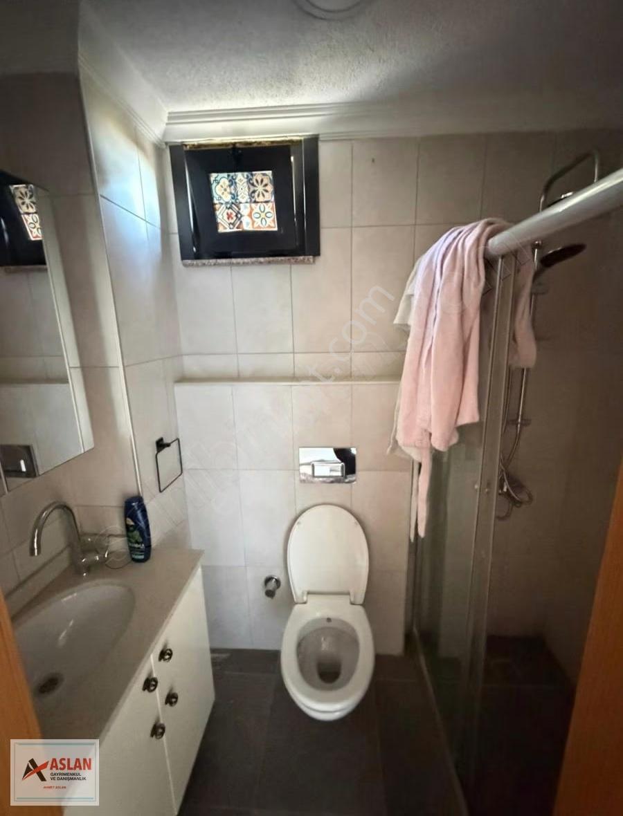 Çengelköy Natoyolu Caddesinde Giriş Kat 2+1 İşyeri Home Ofis - Görsel 3
