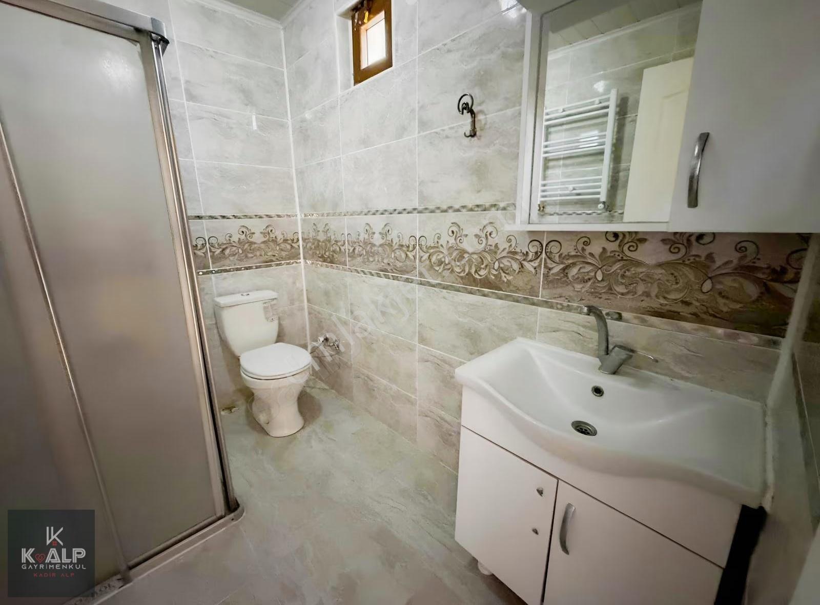 Orta Mahallede Satılık Villa Tadında Müstakil Ev - Görsel 8