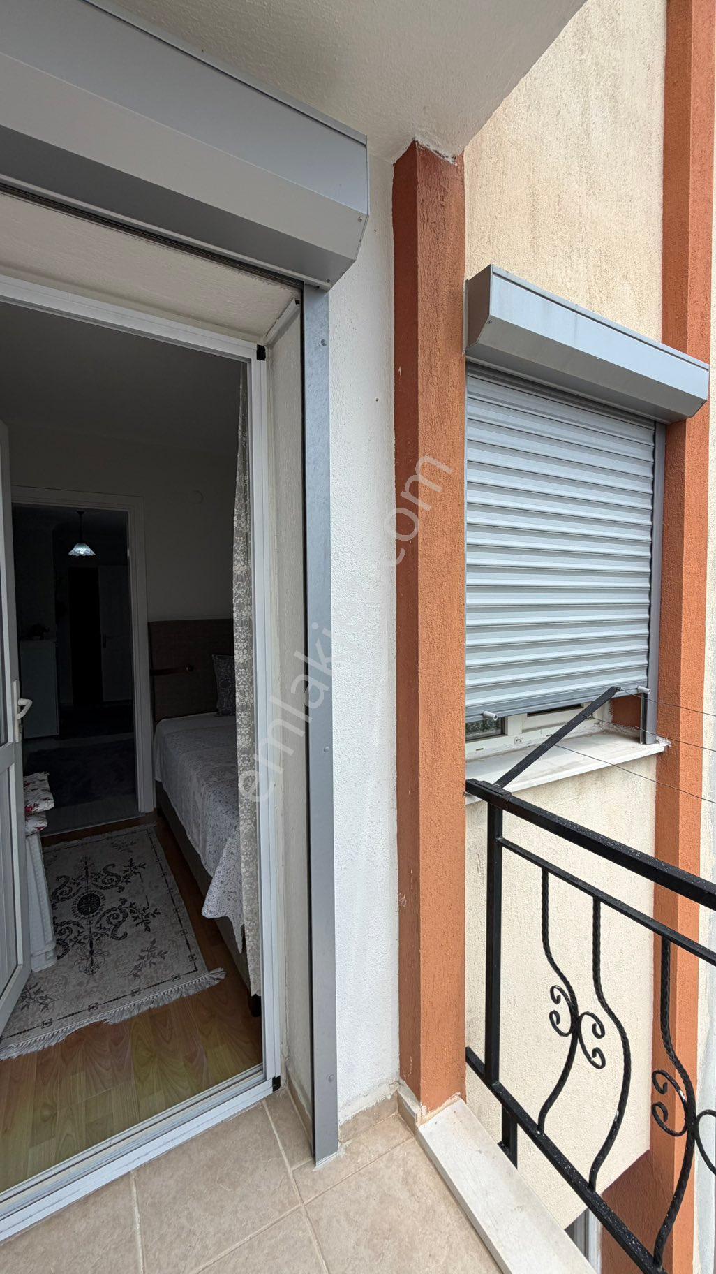 Kuşadası Güzelçamlıda Eşyalı Satılık 3+1 Masrafsız Daire - Görsel 35