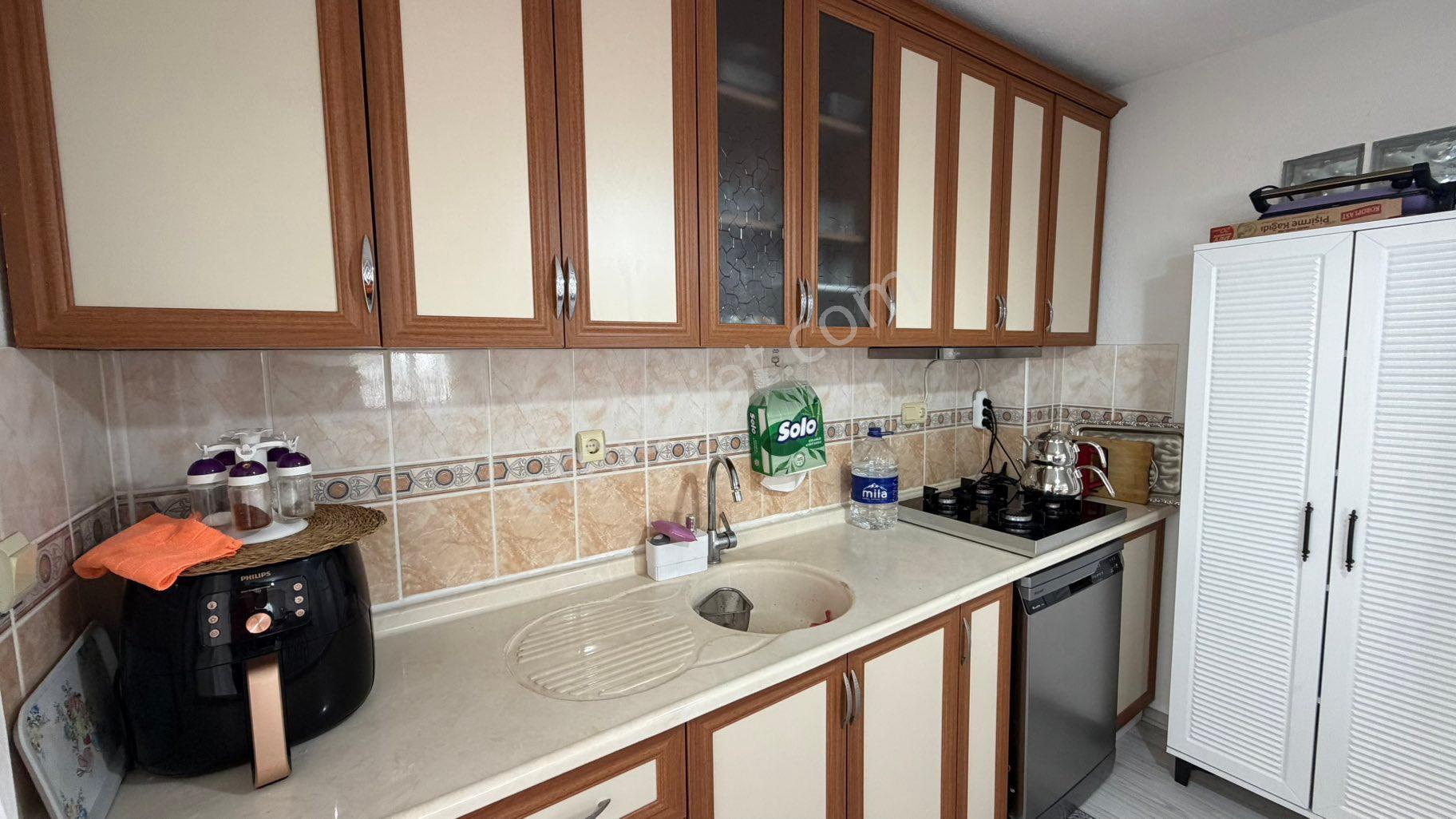 Kuşadası Güzelçamlıda Eşyalı Satılık 3+1 Masrafsız Daire - Görsel 8