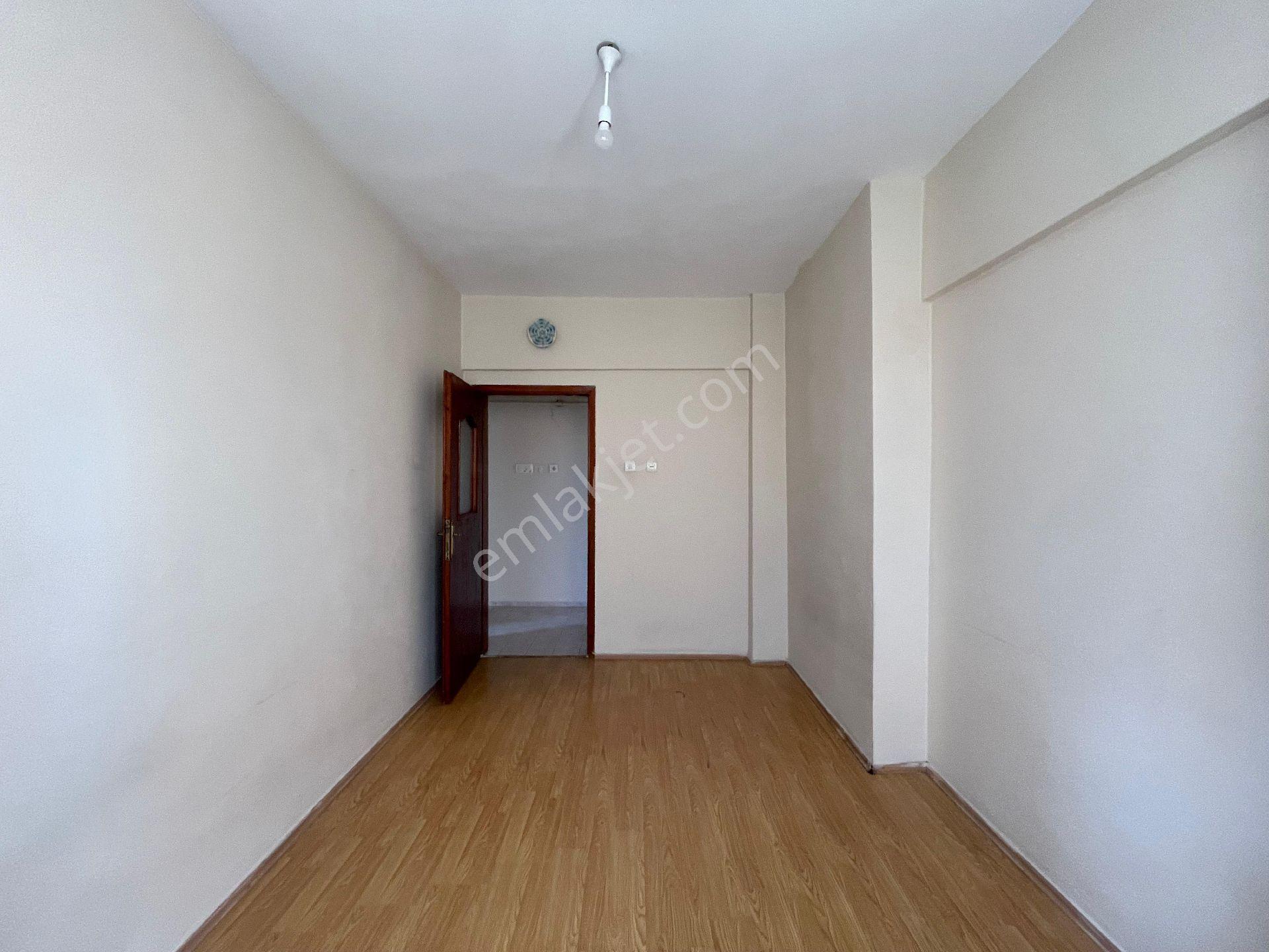Sahibinden Acill 2+1 Amfi Tiyatro Yanında Kiralık Daire - Görsel 3