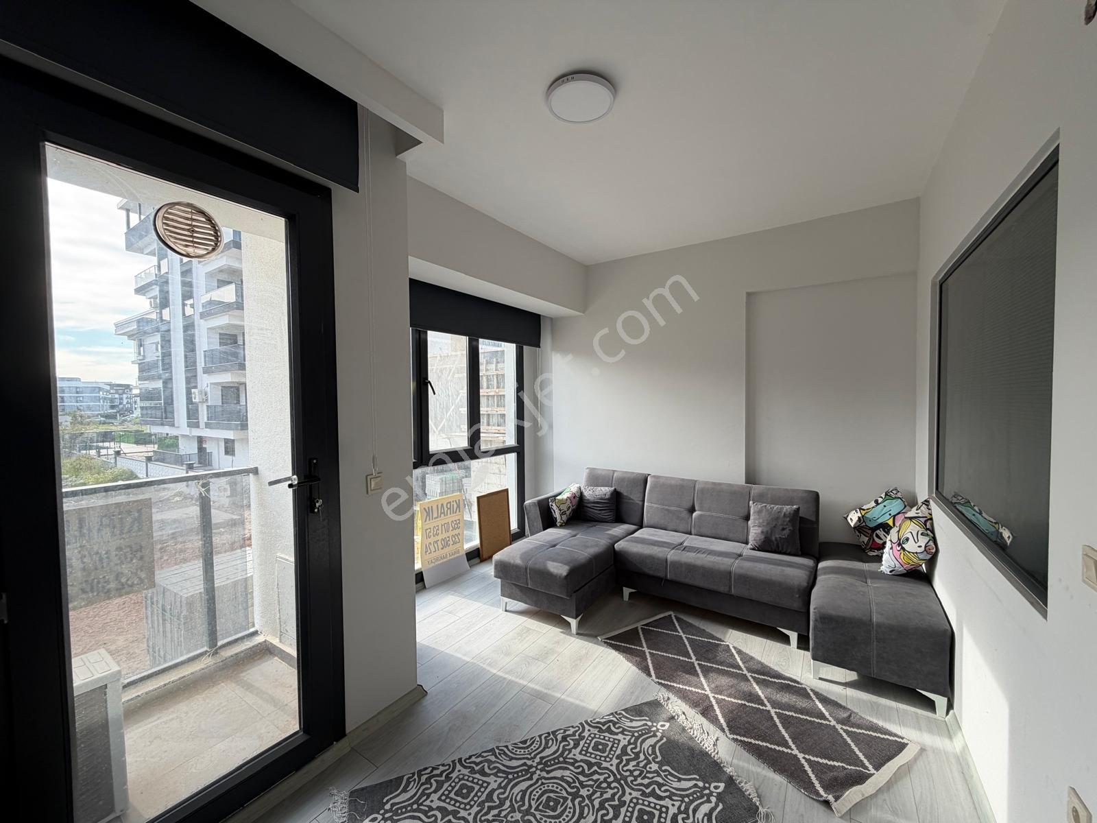 Kapalı Havuzlu Ful Eşyalı Kiralık Daire - Görsel 16