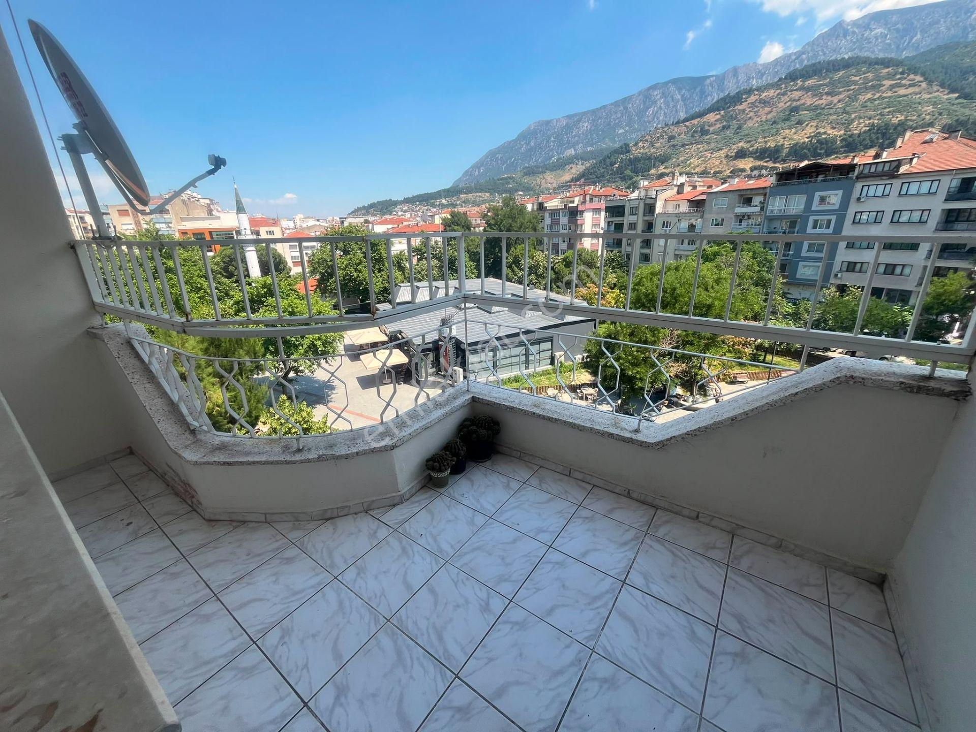 Akıncılar Mahallesi K 3+1 125m2 5 Katlının 5 Katı Fuıı Özelikli Açık Mutfak Balkonlu - Görsel 5