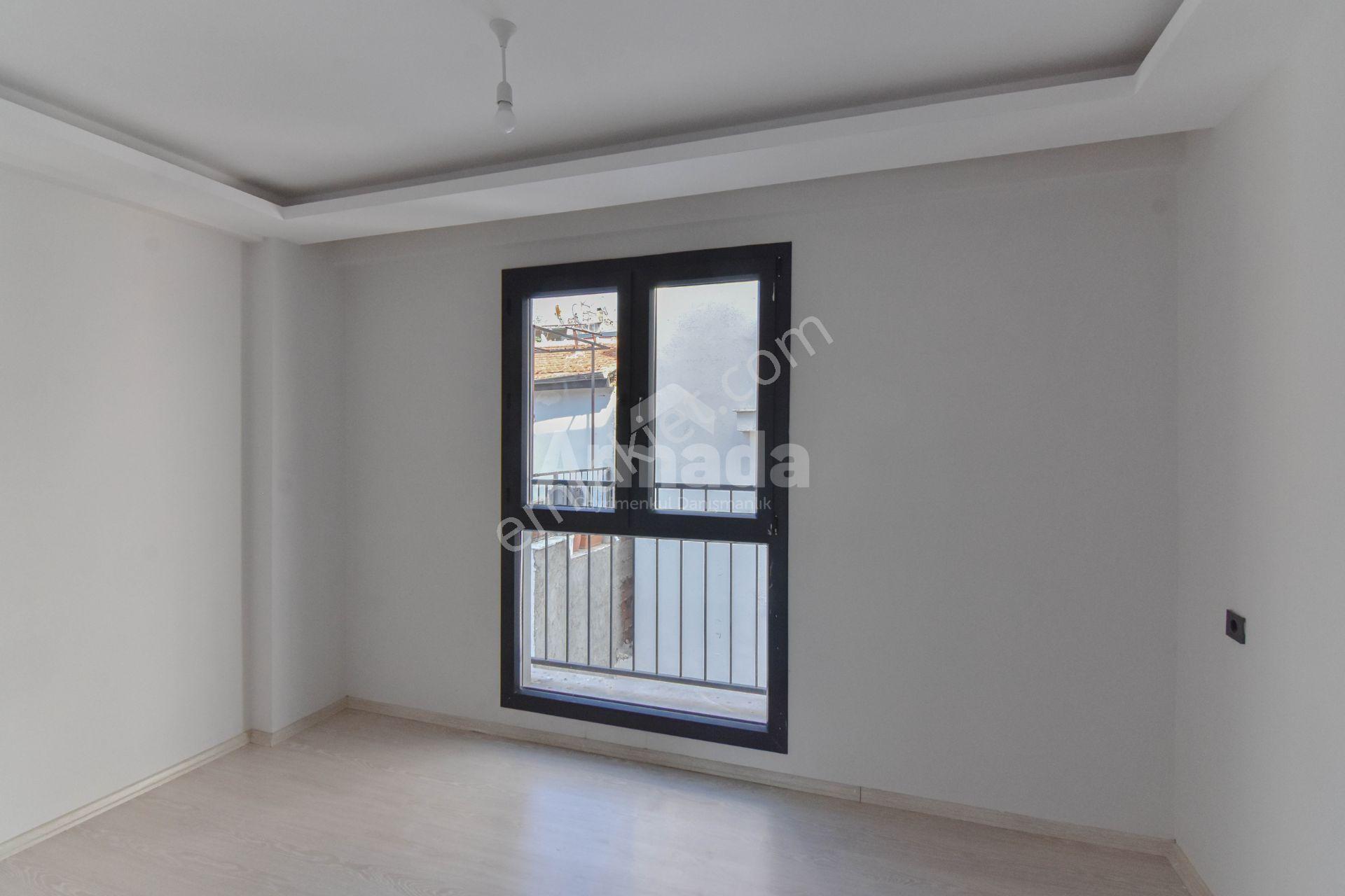 Kuşadası Şehir Merkezinde Satılık 1+1 Sıfır Daire - Görsel 2