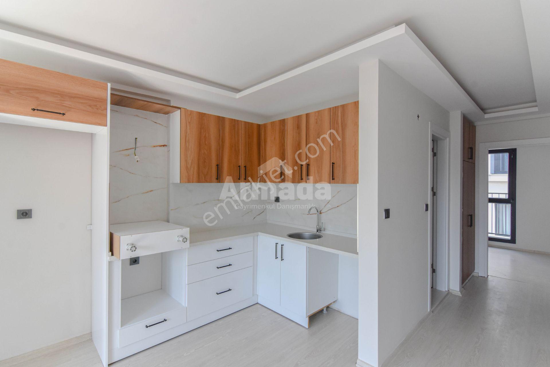 Kuşadası Şehir Merkezinde Satılık 1+1 Sıfır Daire - Görsel 9
