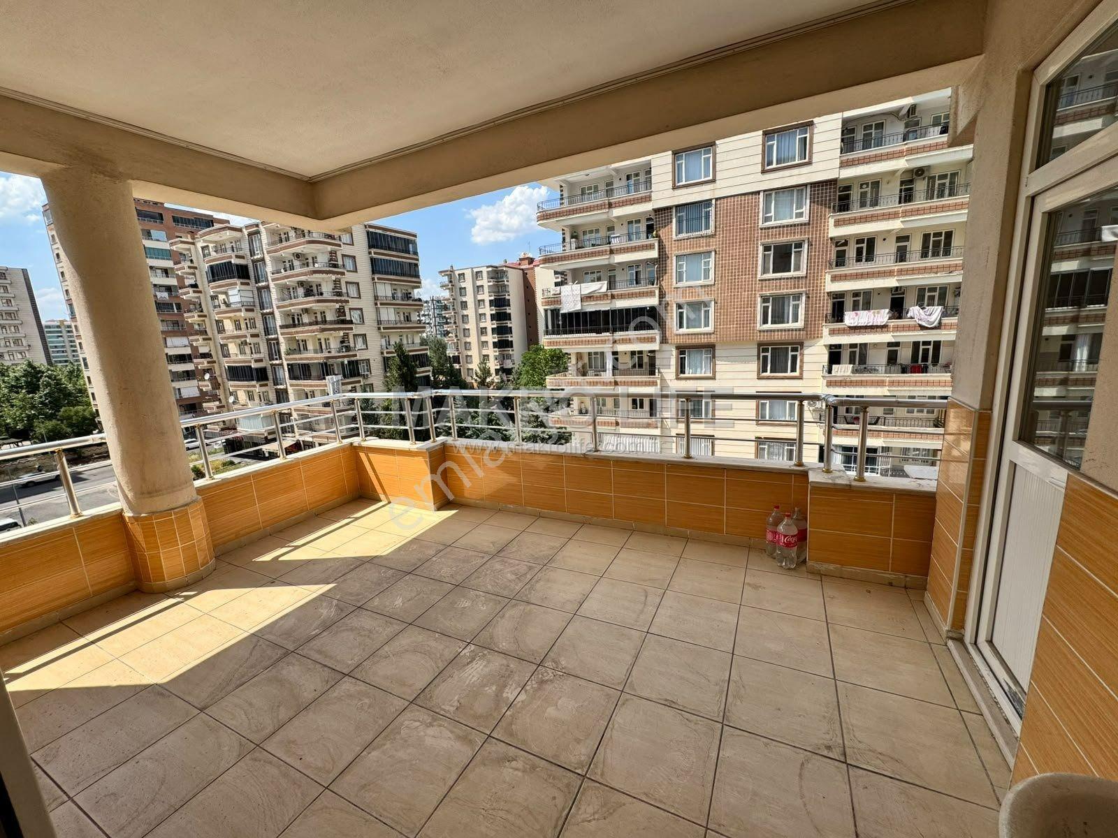 75 Mado Arkası Accill Satılık 170m2 Net Ebeveyn Banyolu 3+1 Ara Kat Fırsat Daire! - Görsel 9