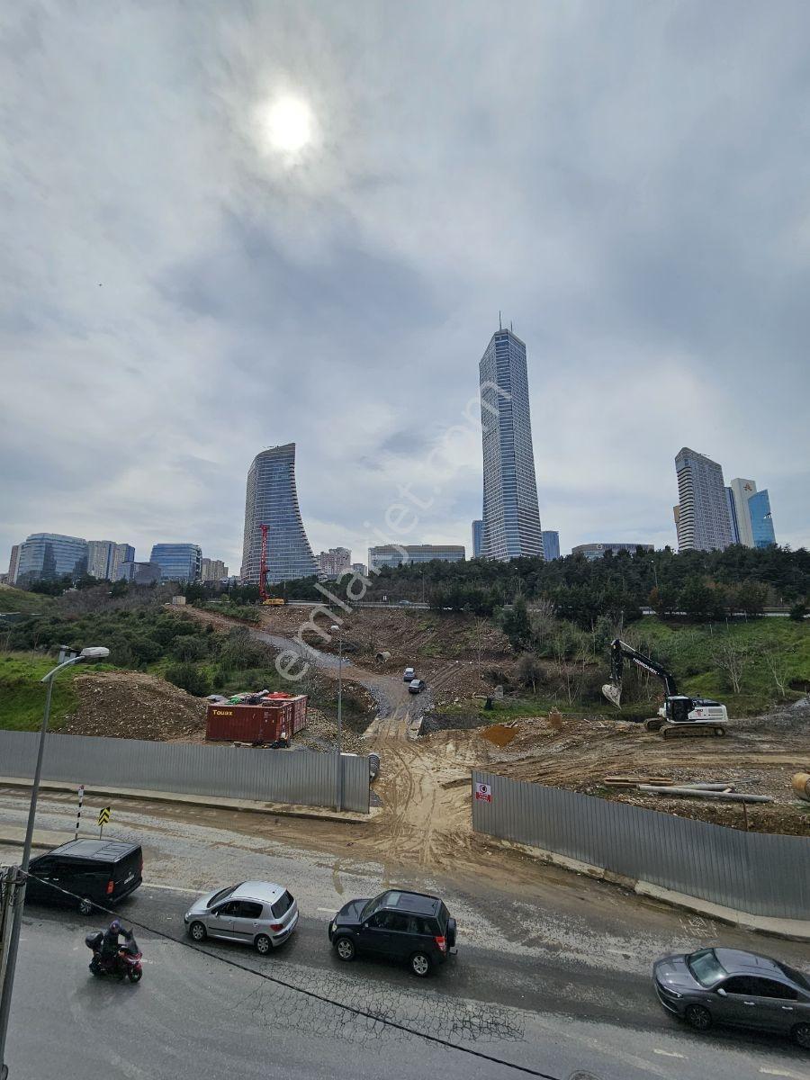Ataşehir İfm Ye 200mt Mesafede Cadde Üstünde Harika Konumda 3+1 - Görsel 8