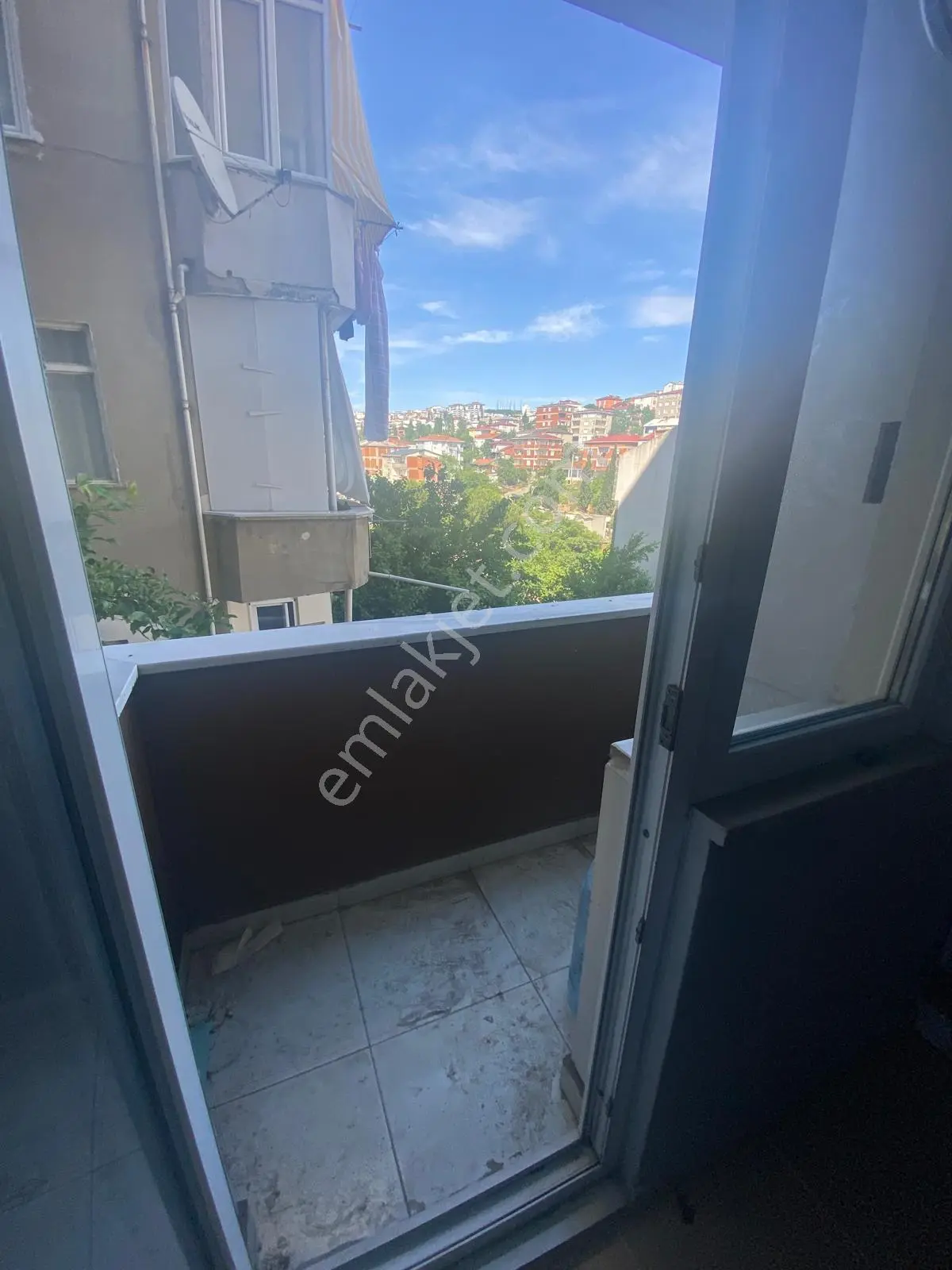 Mimar Sinan Mah'de Caddeye Yakın Geniş Satılık 2+1 - Görsel 3