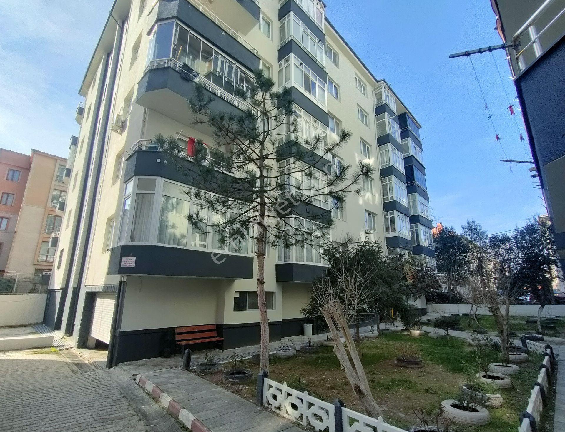 Remax Land'den Nusratiye Mah. Bahçelievler Ara Kat Satılık 2+1