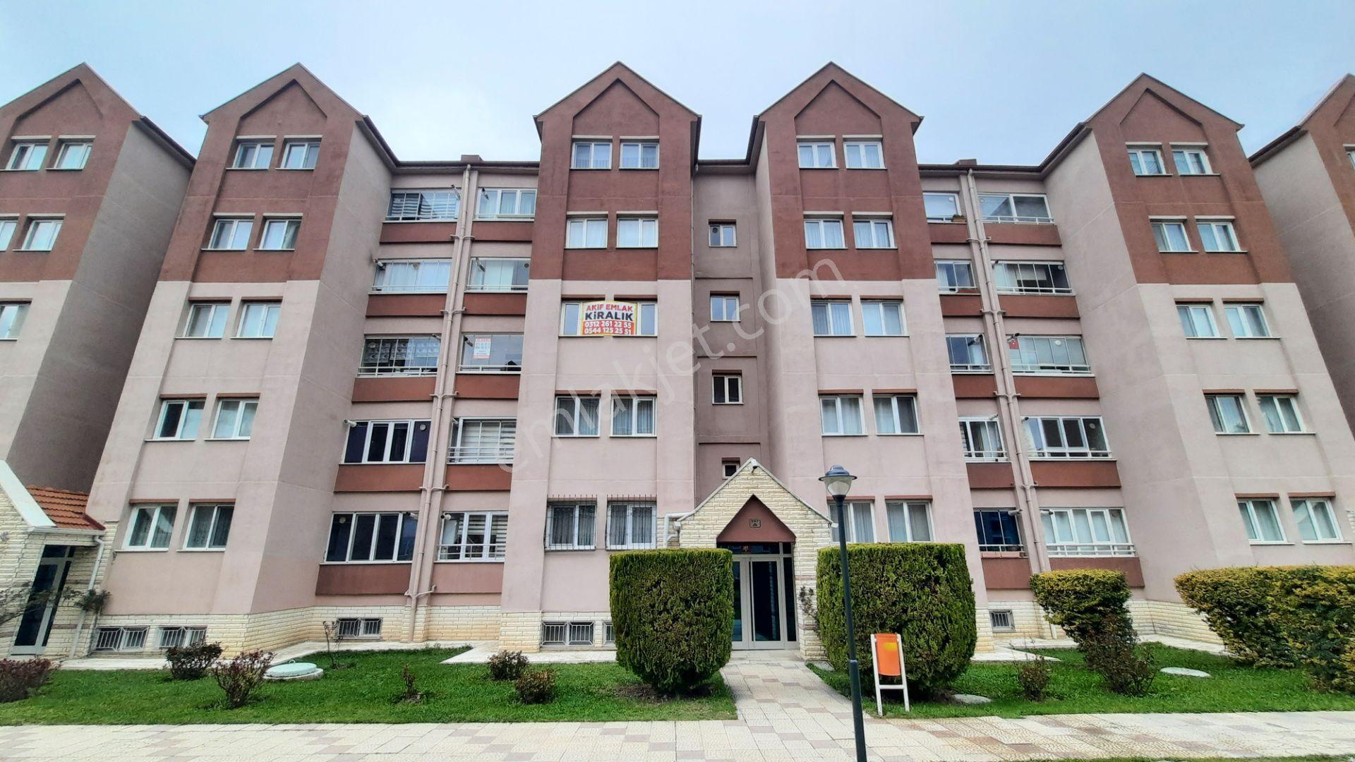 Akif'ten Ayyıldız'da Ahi Mesut Bulvar Üzeri Site'de 3+1 Kiralık Daire - Görsel 2