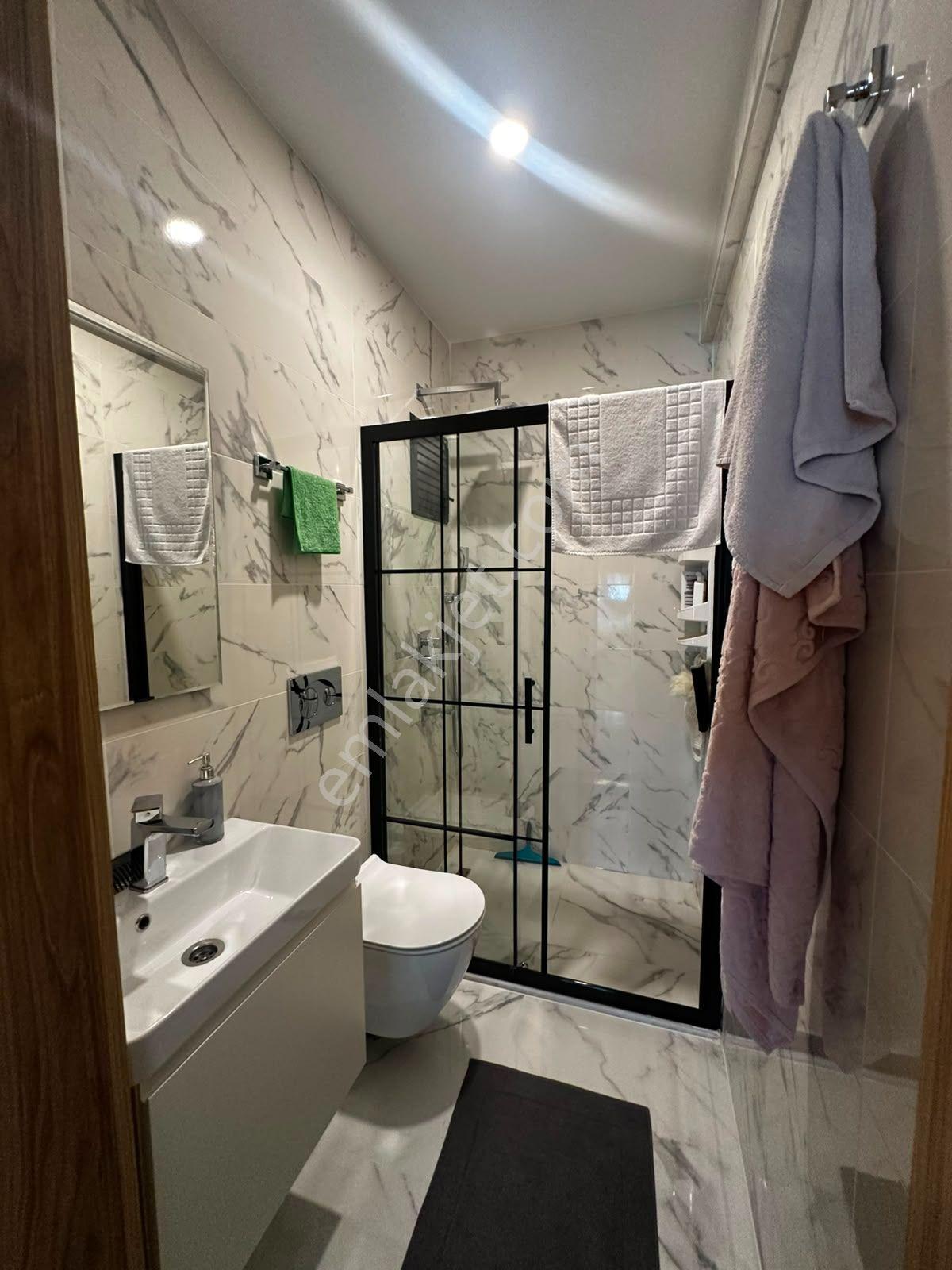 Şemikler Mahallesinde Havuzlu Yerden Isıtmalı Bahçeli 4+1 Daire - Görsel 16