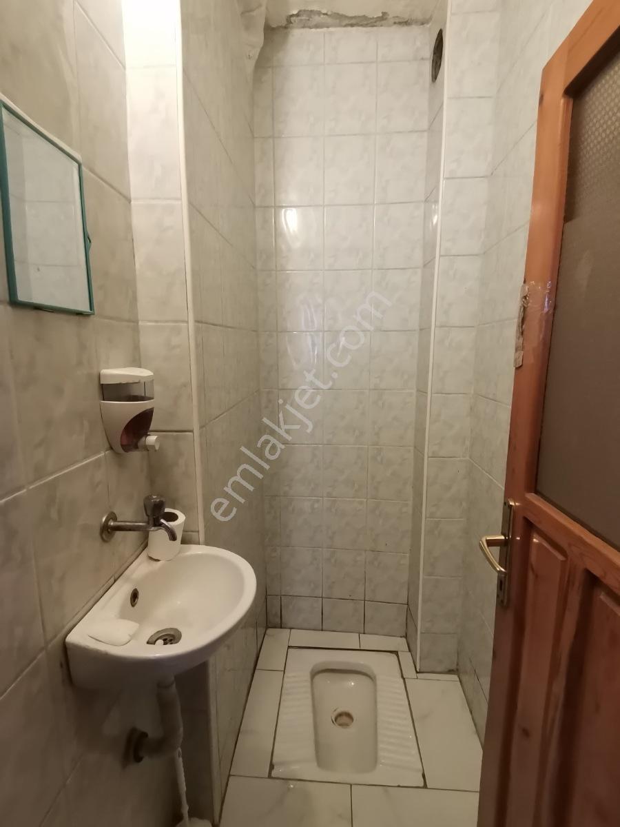 Yeşiltepe Mah. Satılık Daire Doğalgazlı 3+1 Merkezi Konumda - Görsel 8