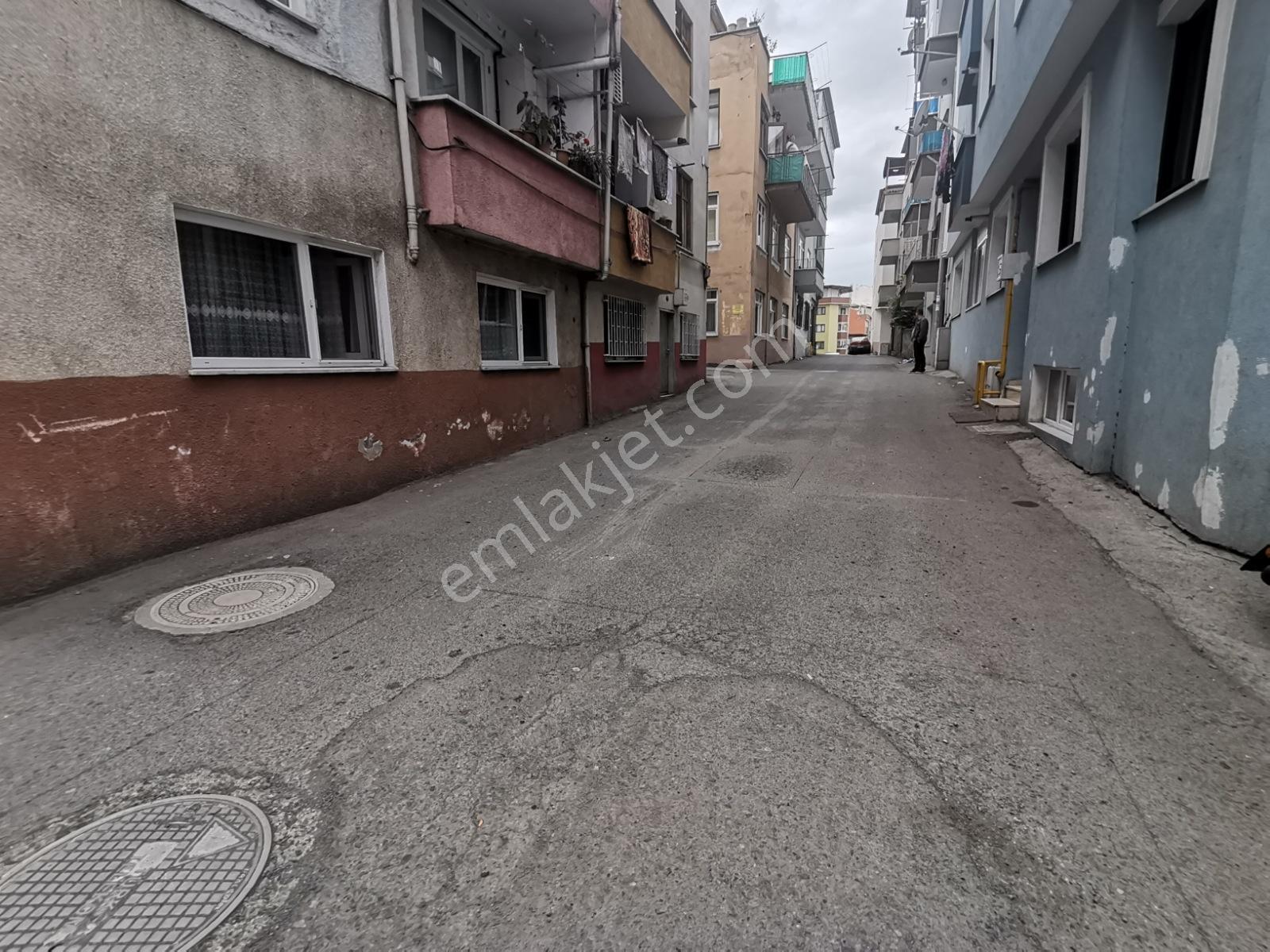 Yeşiltepe Mah. Satılık Daire Doğalgazlı 3+1 Merkezi Konumda - Görsel 24