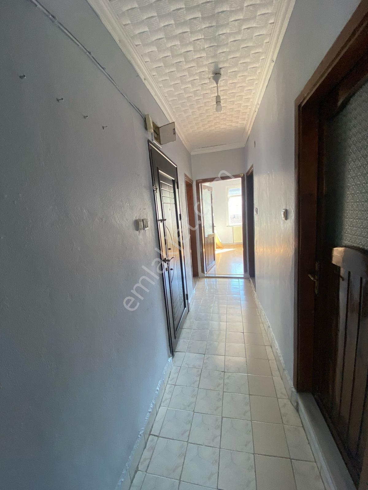 Birlik Mah. 2+1 80 M2 4.kat Doğalgazlı Kiralık Daire - Görsel 5
