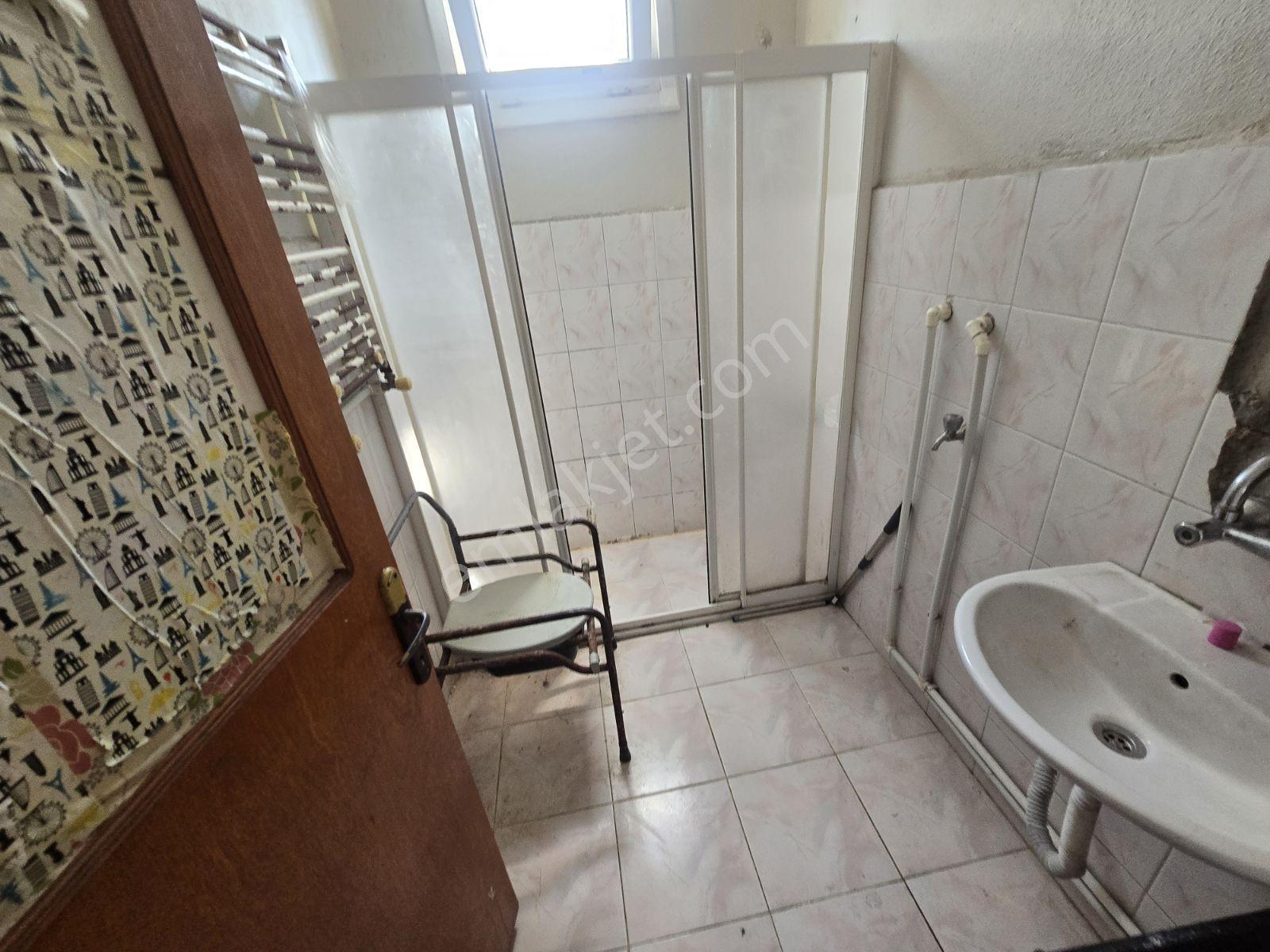 Mimar Emlak'tan Atatürk Mah. Kiralık 1+1 Yüksek Giriş - Görsel 15