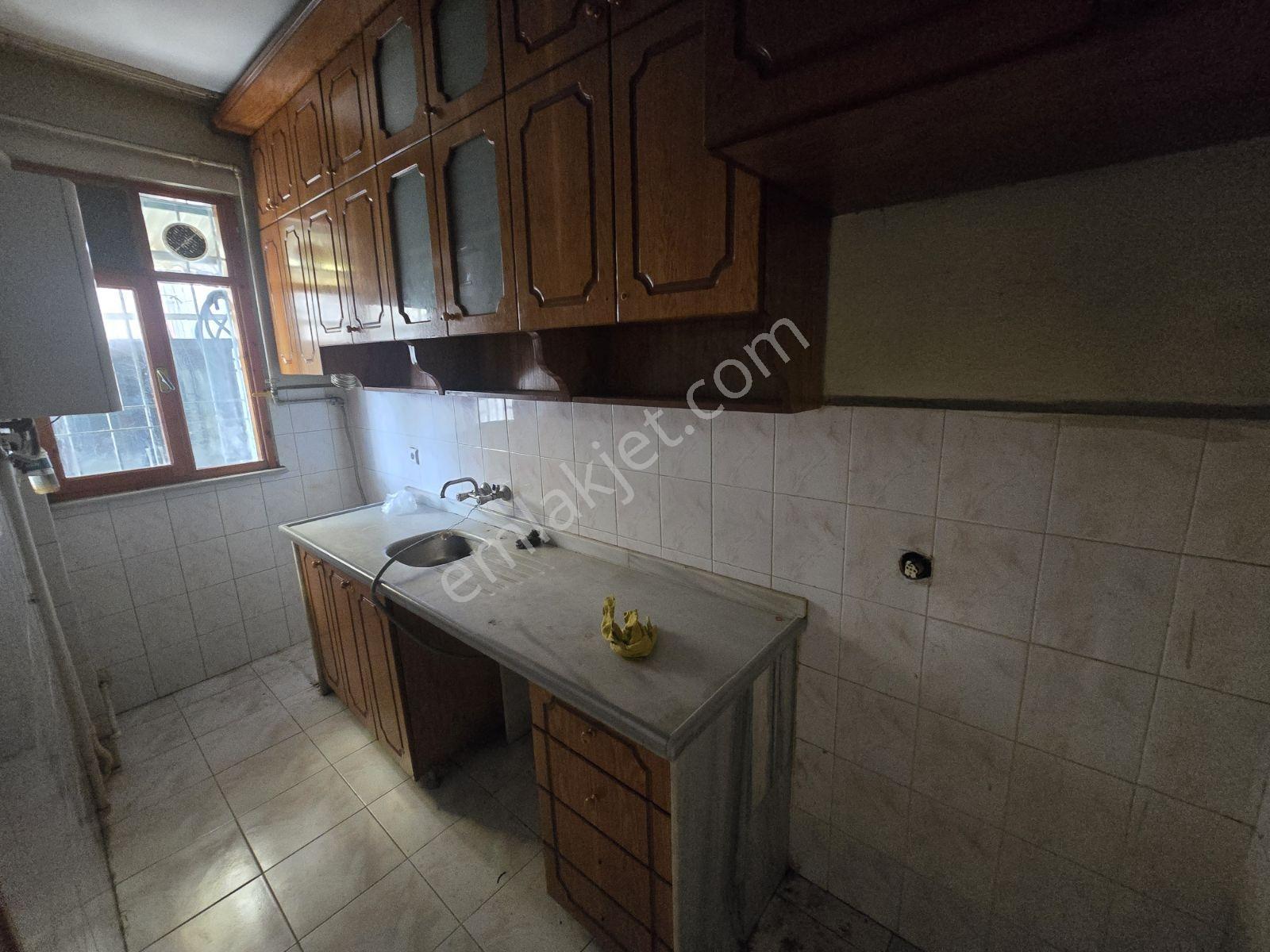 Mimar Emlak'tan Atatürk Mah. Kiralık 1+1 Yüksek Giriş - Görsel 16