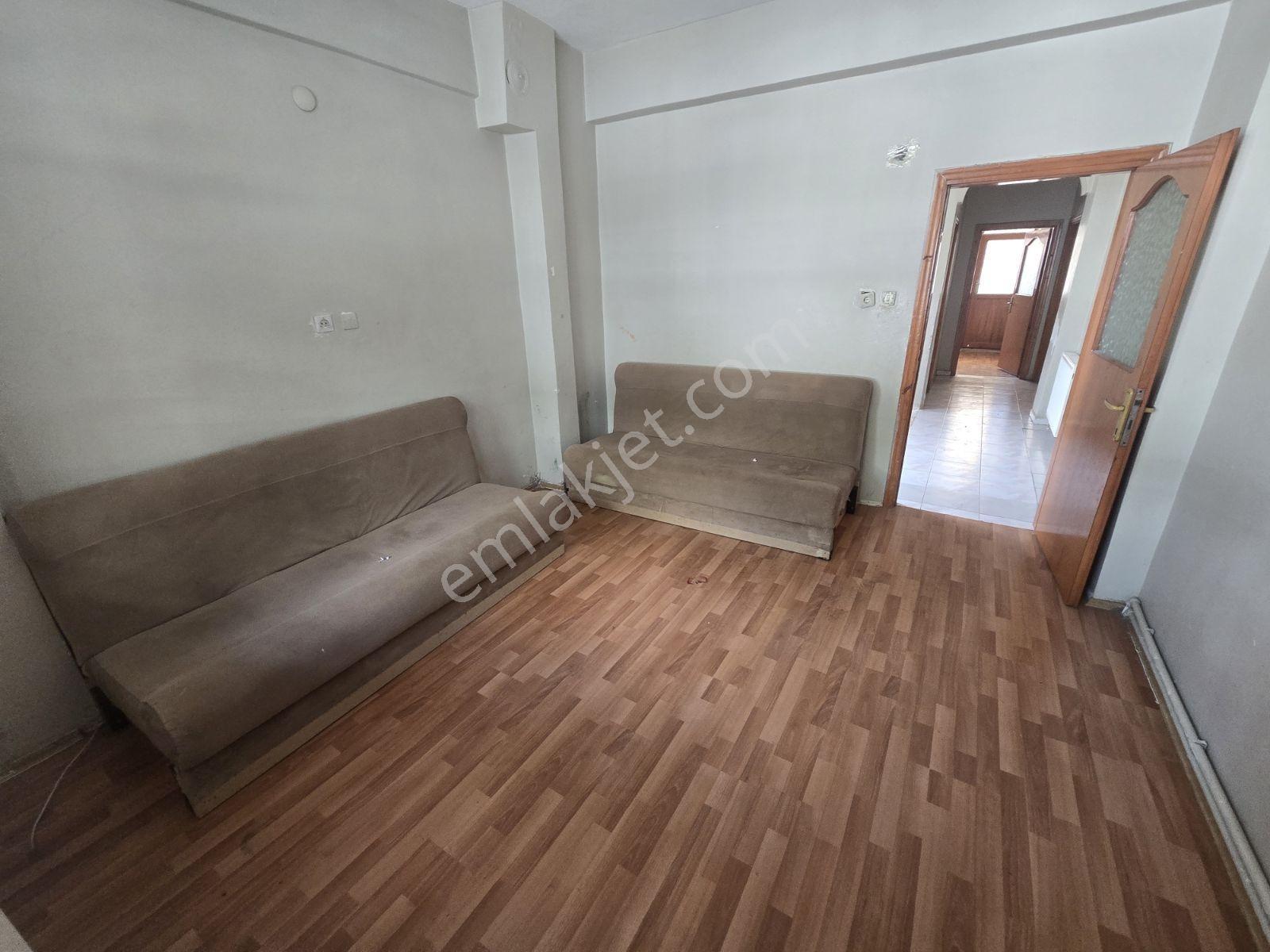 Mimar Emlak'tan Atatürk Mah. Kiralık 1+1 Yüksek Giriş - Görsel 12