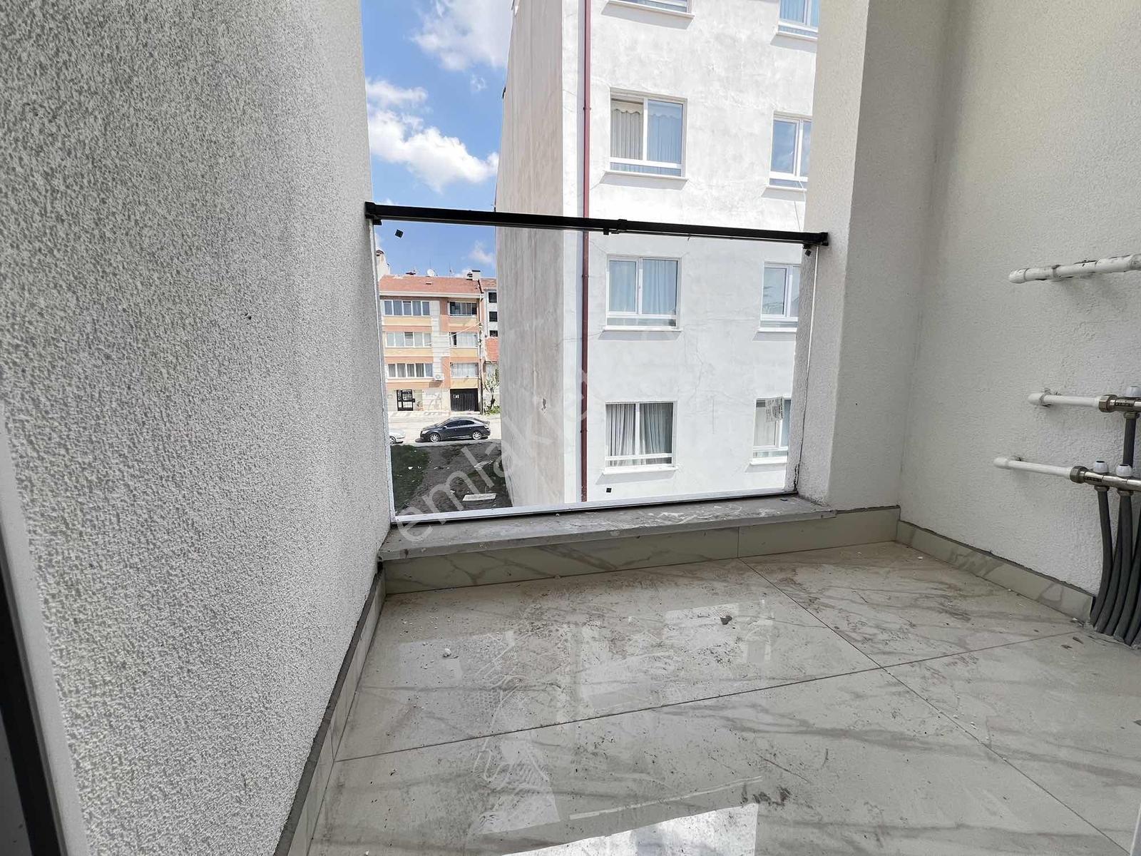 Durudan Kiralık Çamlıca Mh. 1+1 Sıfır Apart Balkonlu - Görsel 4