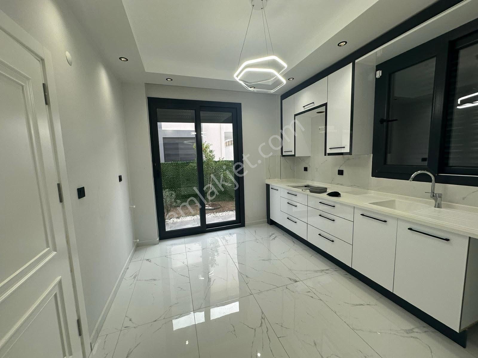 Didim Efeler’de Ayrı Mutfak 3+1 Villa🏠 - Görsel 18