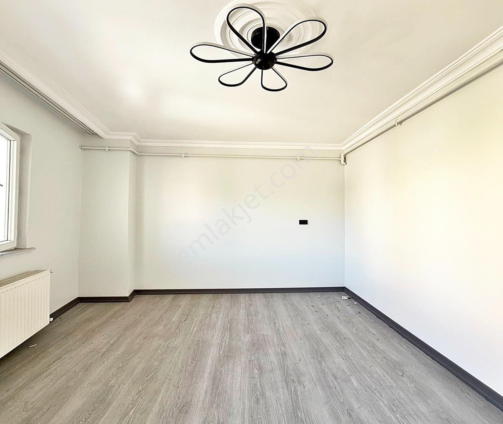 Esenyurt Kıraç Osmangazi Mah. Papatya Caddesinde 2.kat 3.050.000 - Görsel 13