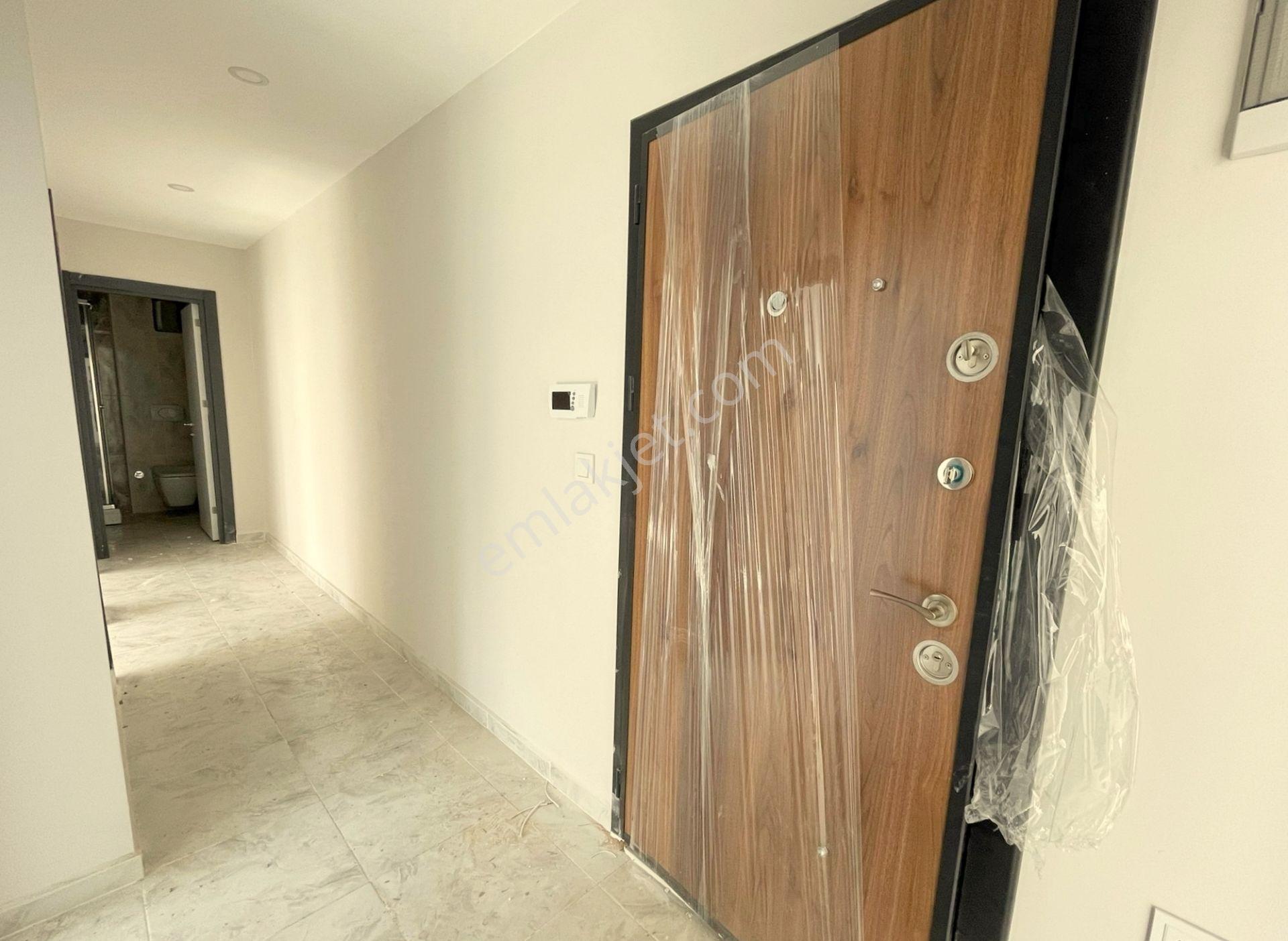 Mertcan'dan Havuzlu Güvenlikli Lüks Sitede Ara Kat 2+1 Daire - Görsel 12