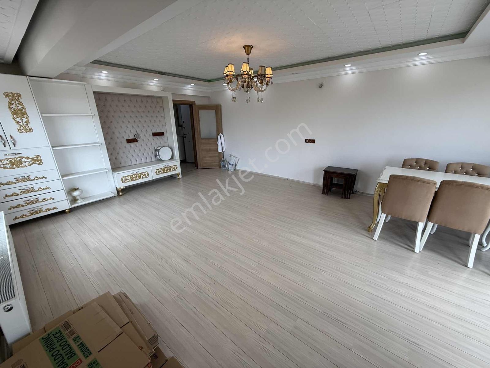 Karasu Merkezde 190 M2 4+1 Dublex - Görsel 27
