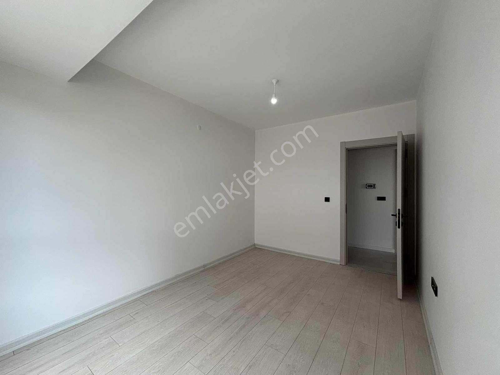 Şehir Hastanesi Tranvay Durağı Yanı Sıfır 2+1 Kiralık Daire - Görsel 2