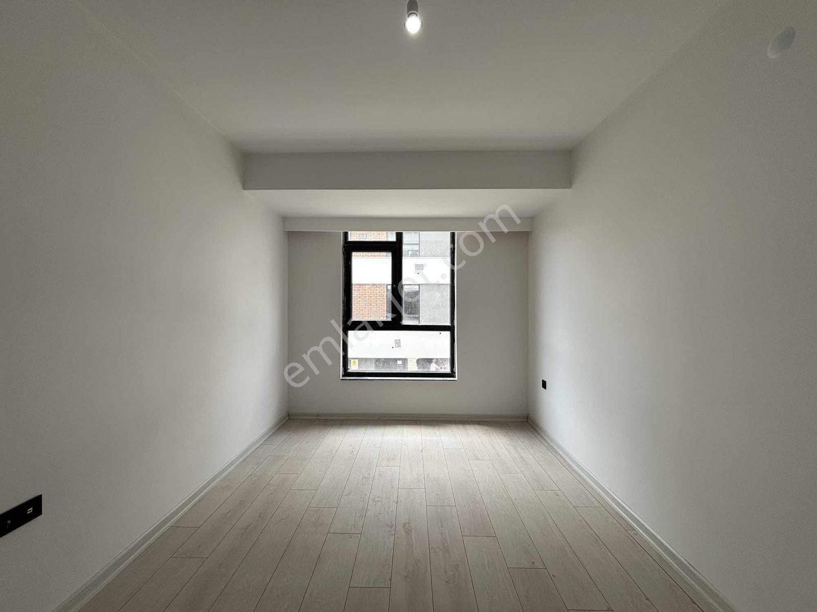 Şehir Hastanesi Tranvay Durağı Yanı Sıfır 2+1 Kiralık Daire - Görsel 14
