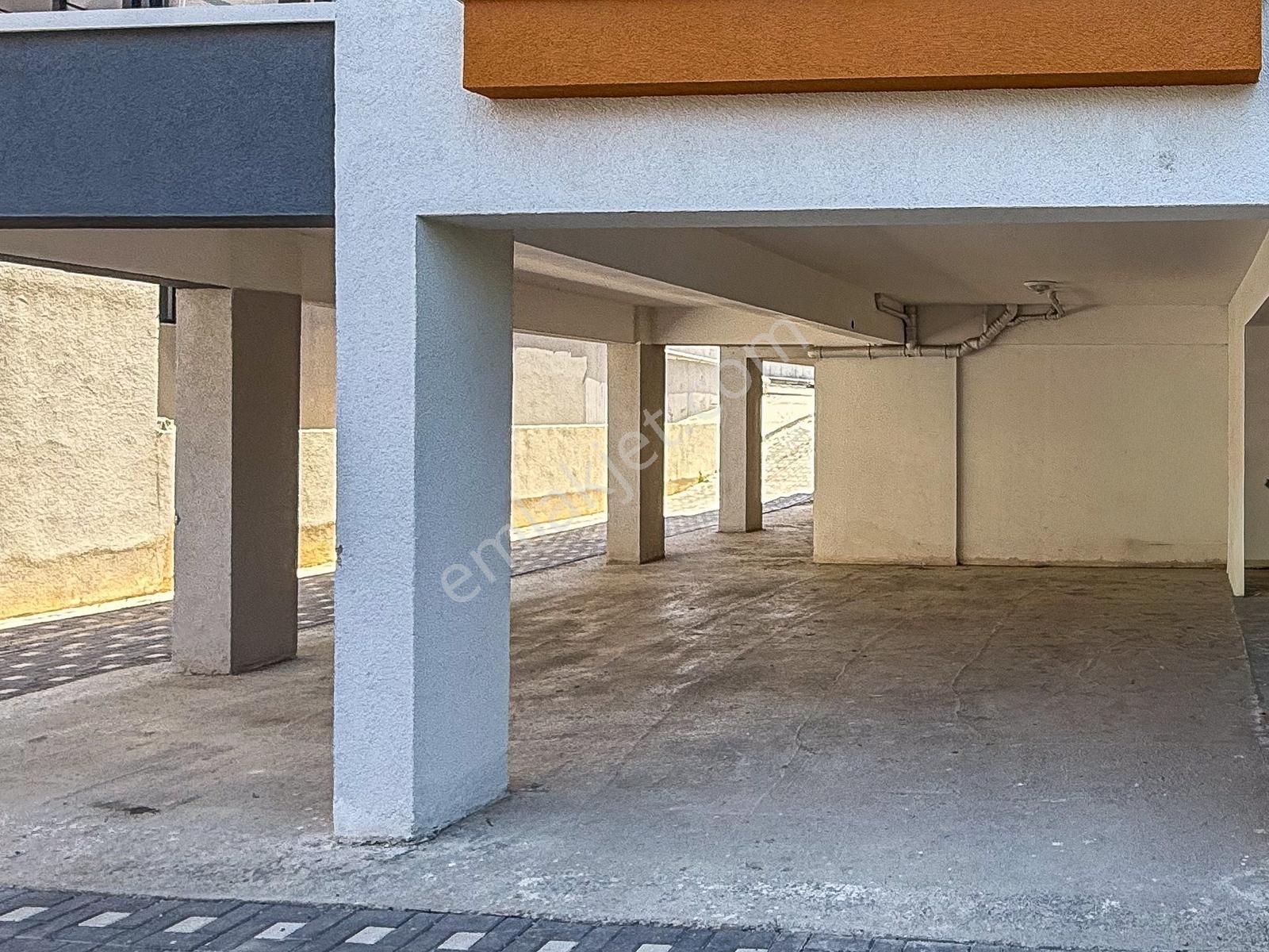 Kızılcaşar'da İskanlı Balkonlu Satılık 3+2 Takaslı - Görsel 19