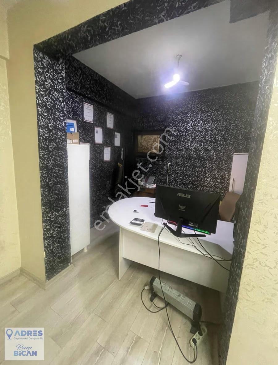 Mahmutbey'de Satılık 200 M² Yatırım Potansiyeli Yüksek Dükkan - Görsel 3