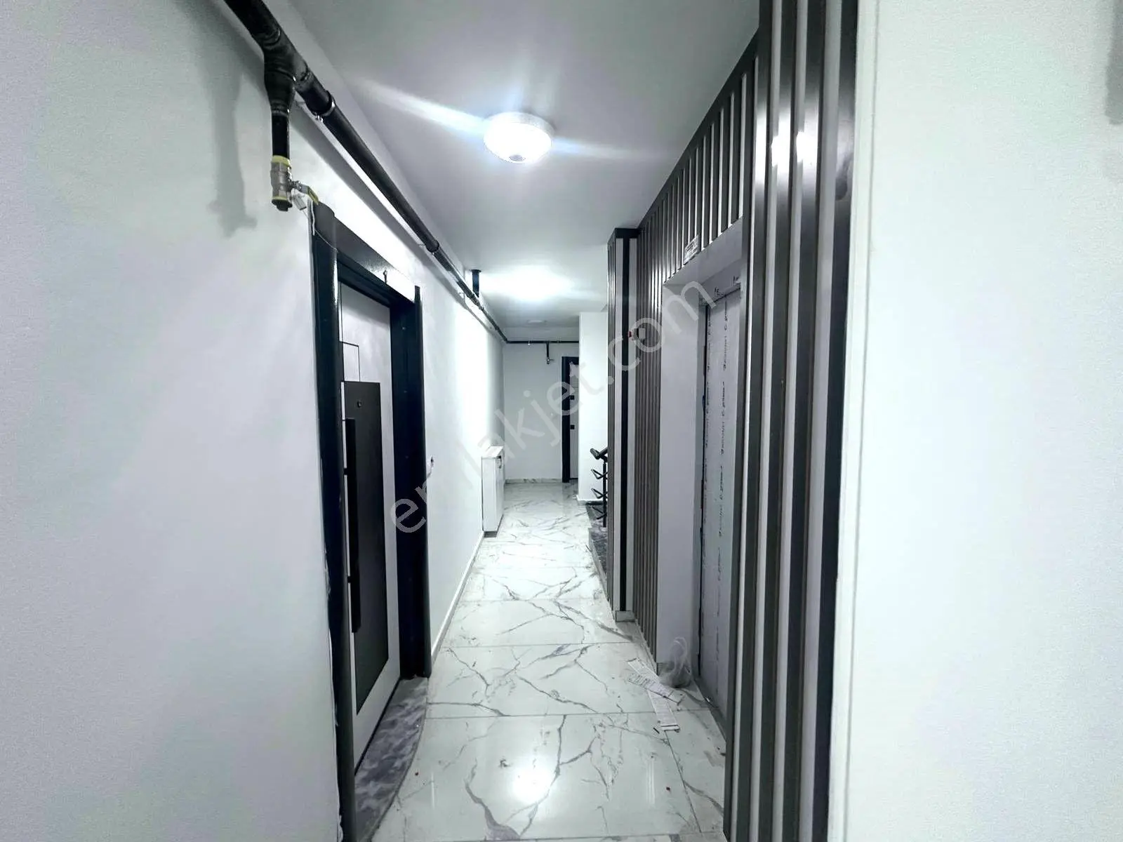 ꧂melodi'den Edremit'te Daha İyisi Yok Yeni Binada 2+1 Eşyalı Ön Cephe Yeni Daire - Görsel 5