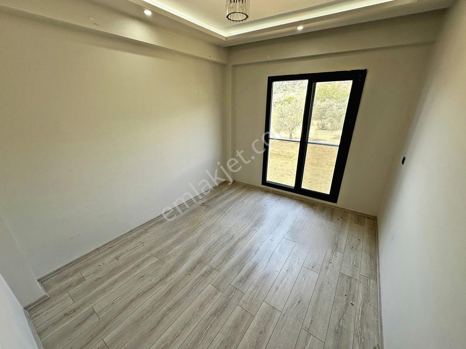 Yetkili Ayanoğlundan Gürede 5+1 Müstakil Havuzlu Kiralık Villa - Görsel 7