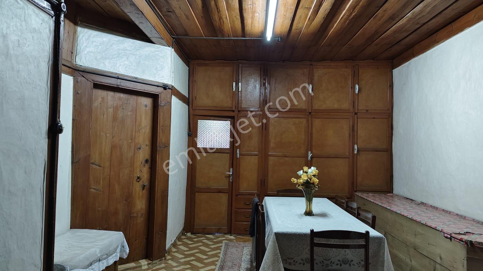 Safranbolu Babasultan 'da 1650 M2 Bahçeli Tarihi Tescilli Konak - Görsel 12