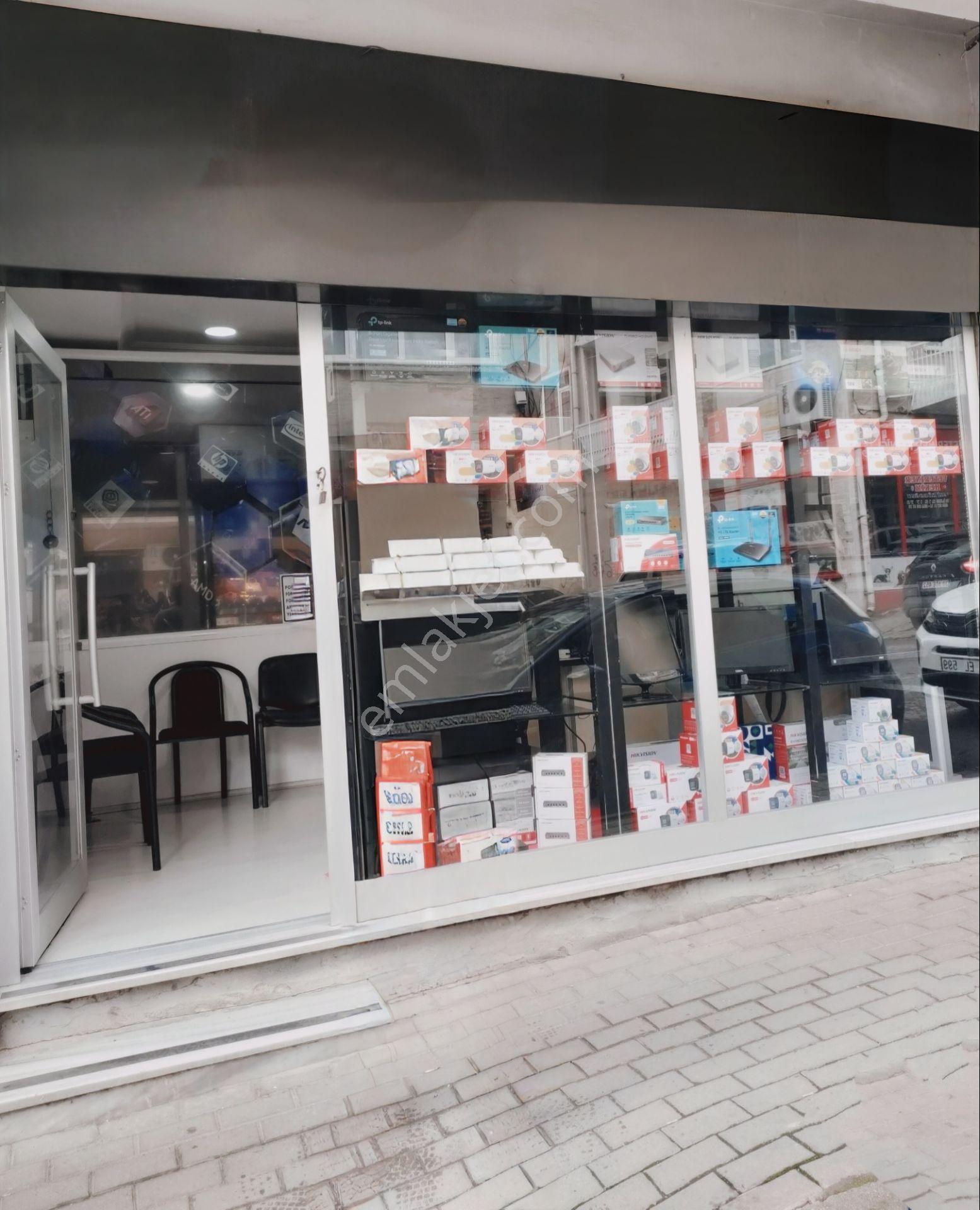 Karakaş Mahallesi Ziraat Odoları Yanında Satılık Dükkan