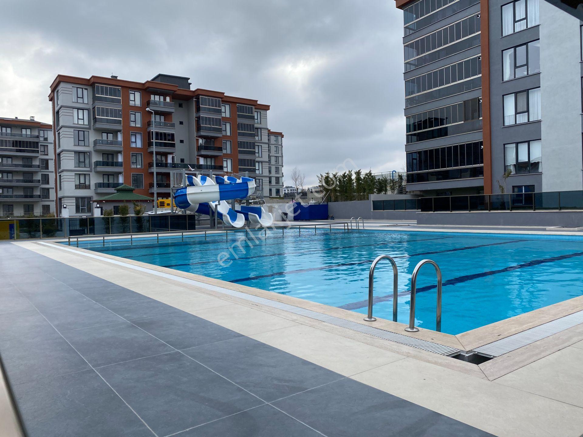 **eryıldız Gayrimenkul'den Doğaşehir 2 Sitesinde Acill Kiralık 1+1 Daire 3.kat Ön Cephe - Görsel 2