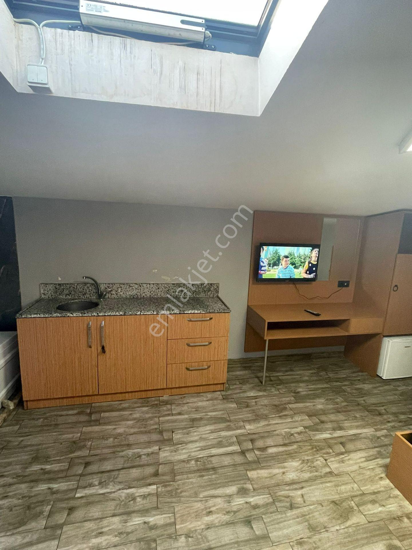 Metro Yanı Kiralık Eşyalı Ve Tüm Faturalar Dahil 1+0 Stüdyo Daire - Görsel 3
