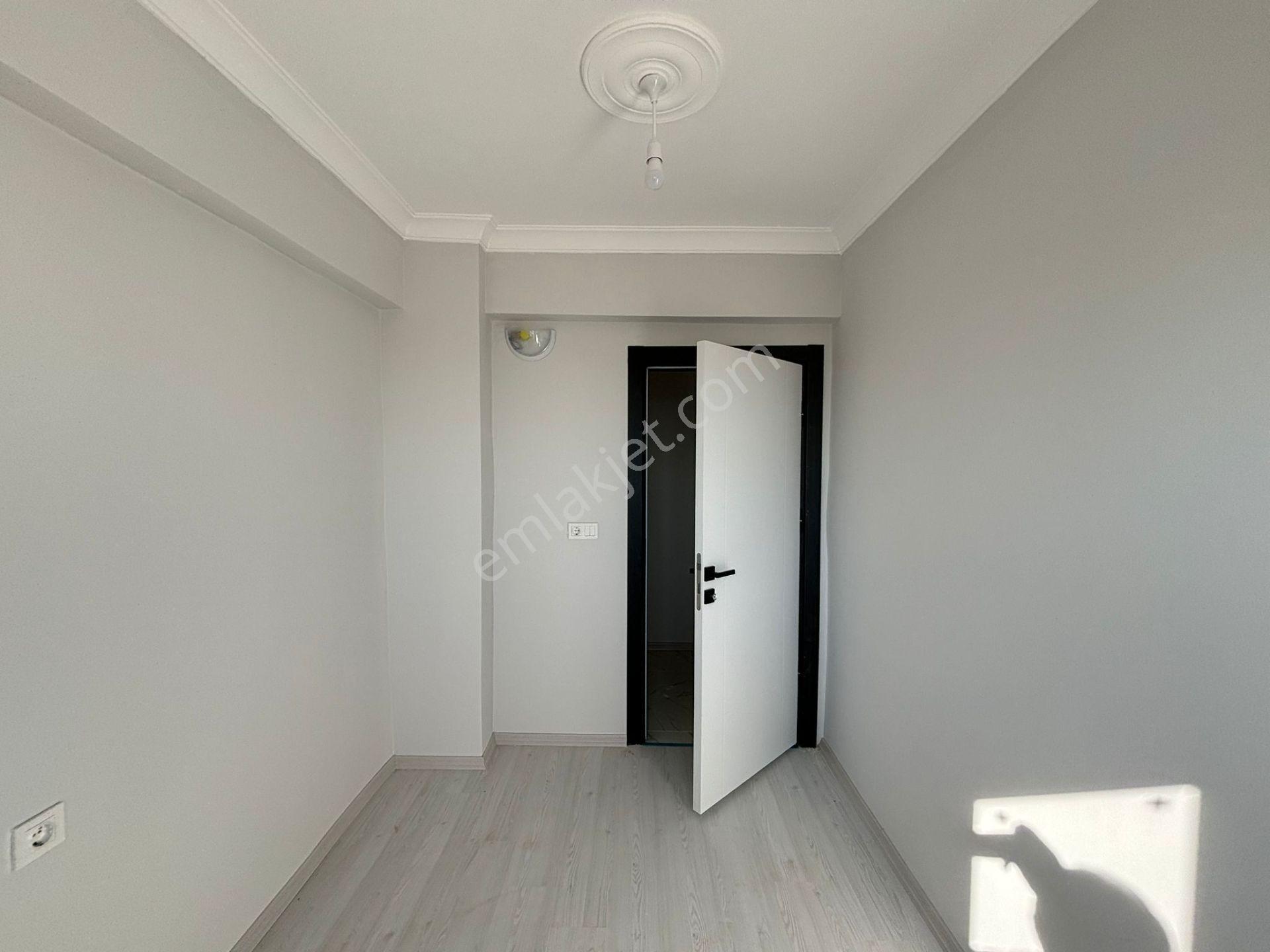 **eryıldız Gayrimenkul'den Bağlık Mah.okullar Bölgesinde Lüx 2+1 - Görsel 22