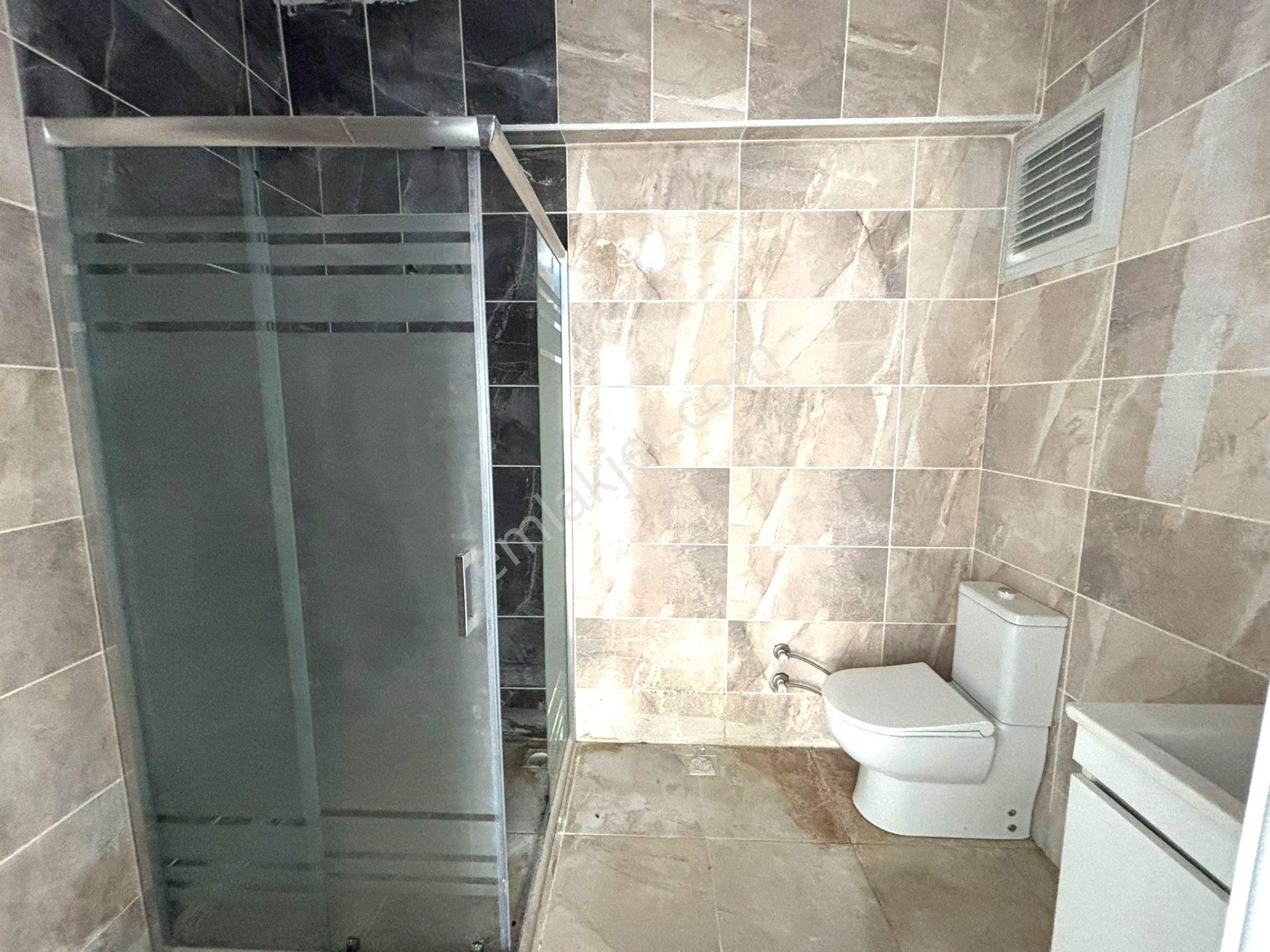 **eryıldız Gayrimenkul'den**site İçinde Kiralık Balkonlu Lüx 2+1 - Görsel 26