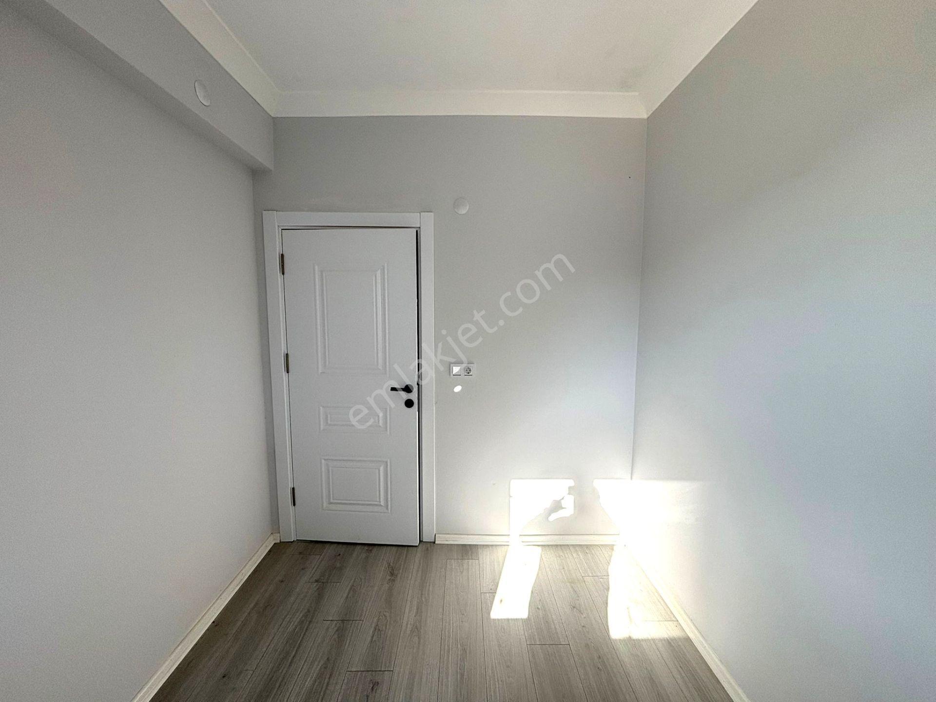 **eryıldız Gayrimenkul'den**site İçinde Kiralık Balkonlu Lüx 2+1 - Görsel 24