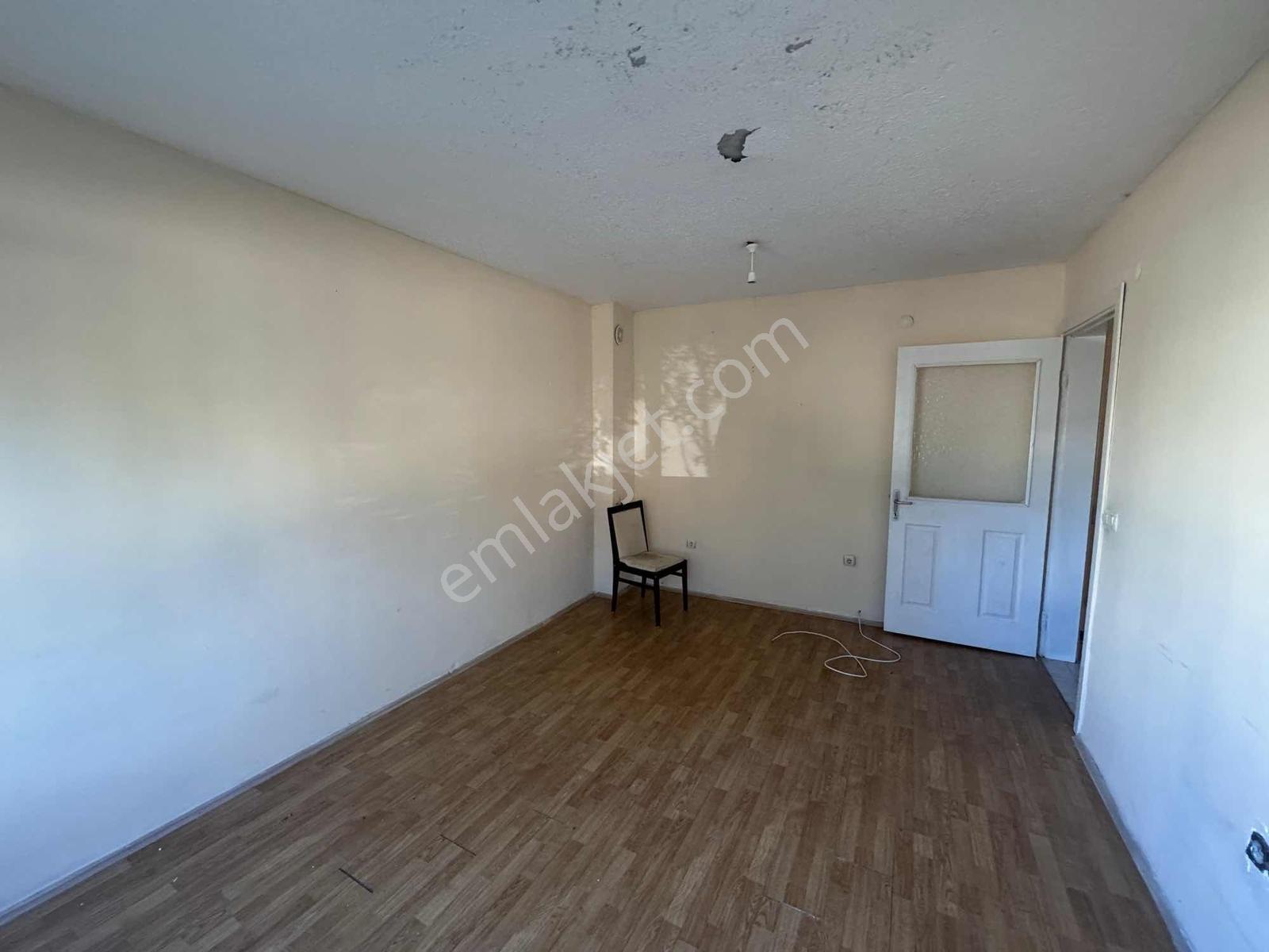 Remax Dem'den Mengüceli Tokide Satılık Borçsuz 2+1 Daire - Görsel 11