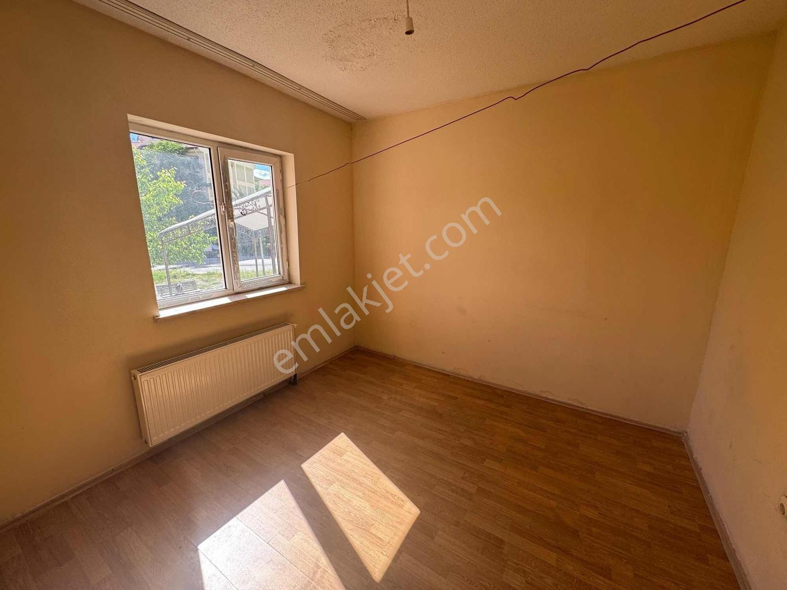 Remax Dem'den Mengüceli Tokide Satılık Borçsuz 2+1 Daire - Görsel 8