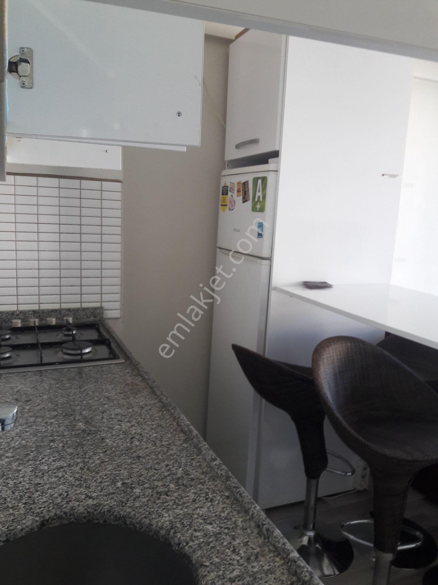 İstasyon Mahallesinde Eşyalı 1+1 Kiralık Daire - Görsel 9