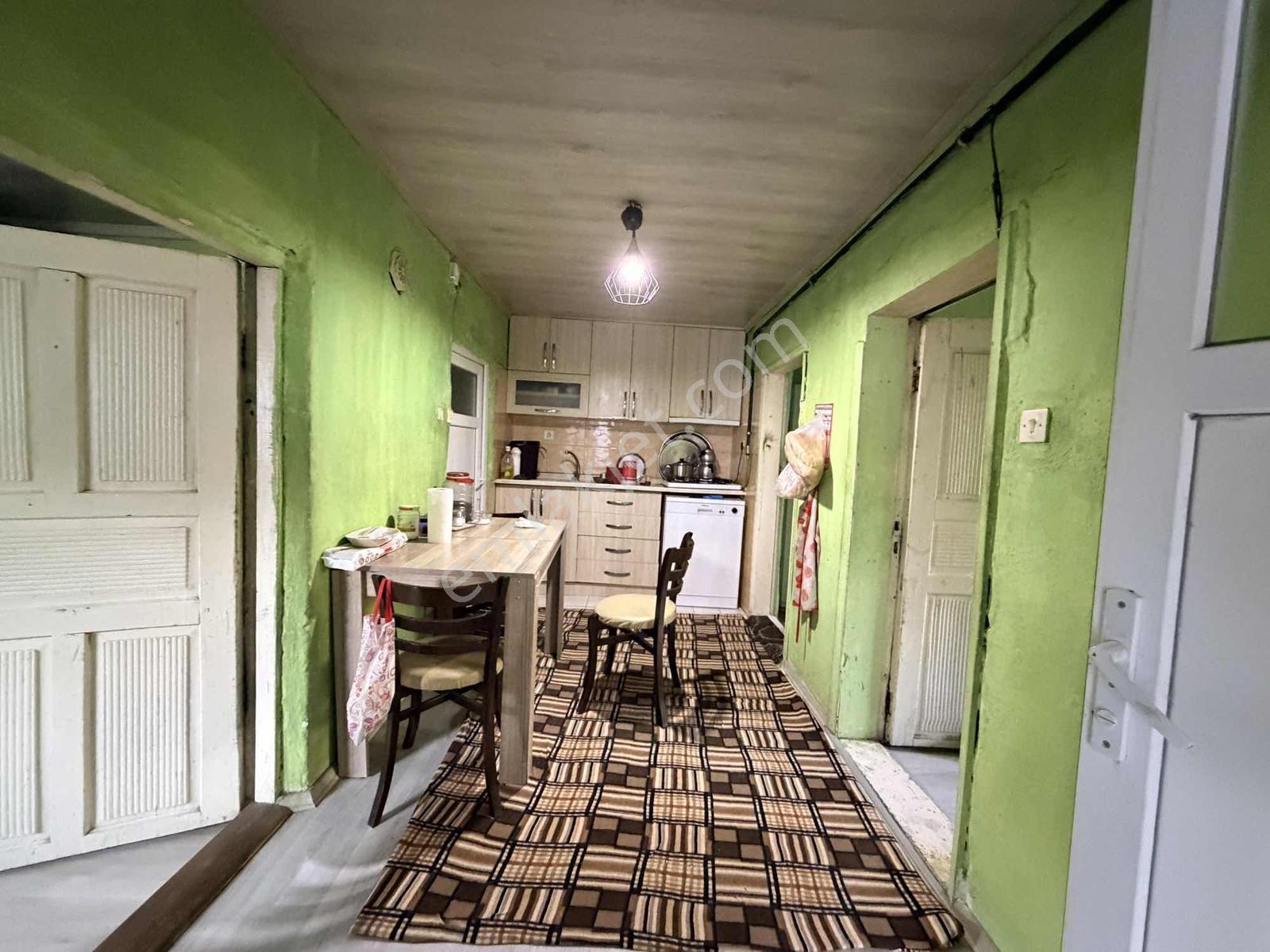 Merzifon Yunus Emre Mahallesinde En Gözde Yerinde 216 M2 Arsa - Görsel 3