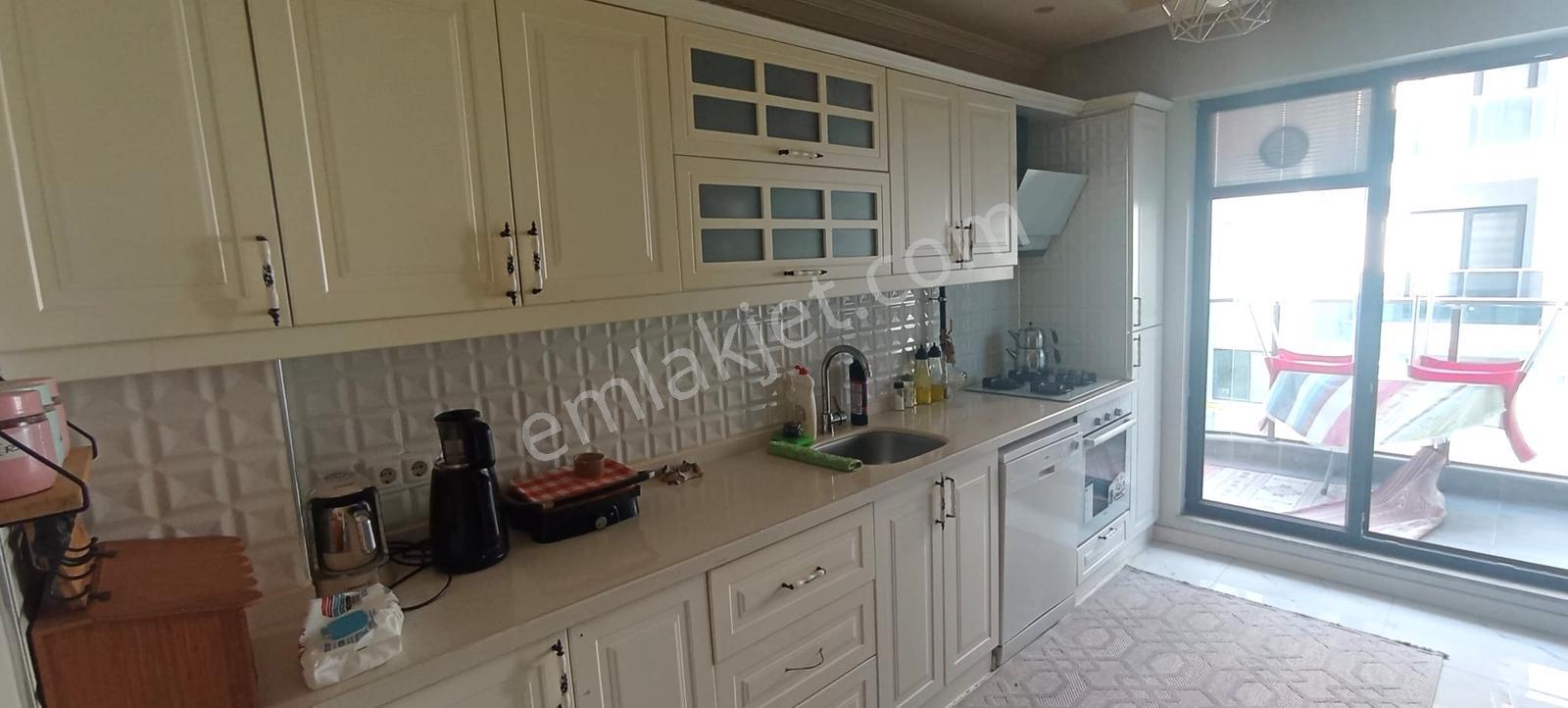 Çanakkale Esenler 2+1 Eşyalı Kiralık Arkat Daire - Görsel 13
