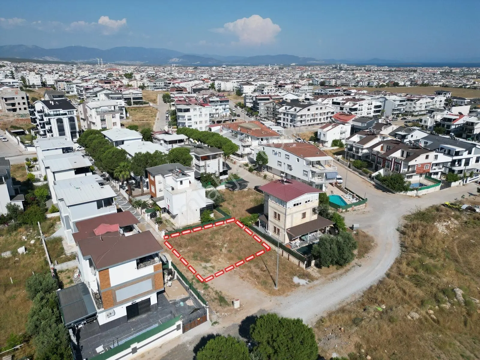 Didim - Efeler'de 191 M2 İmarlı Arsa - Görsel 2