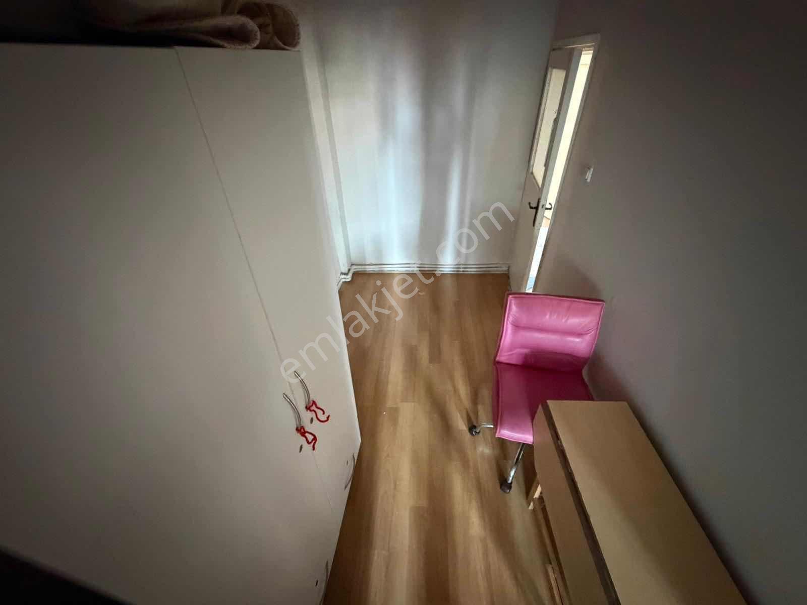 Şişli İzzetpaşada Merkezi Konumda Kiralık 2+1 Daire - Görsel 17