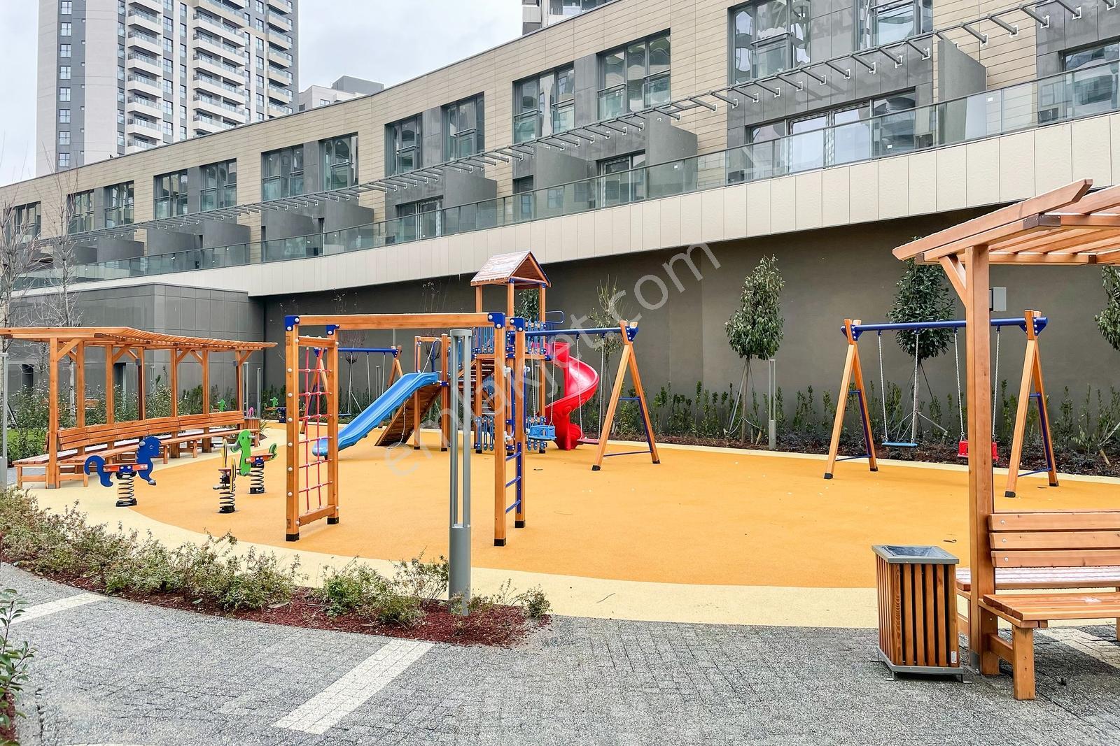 Nidapark Burgaz Etabı'nda Geniş 3+1 Kiralık Daire - Görsel 4
