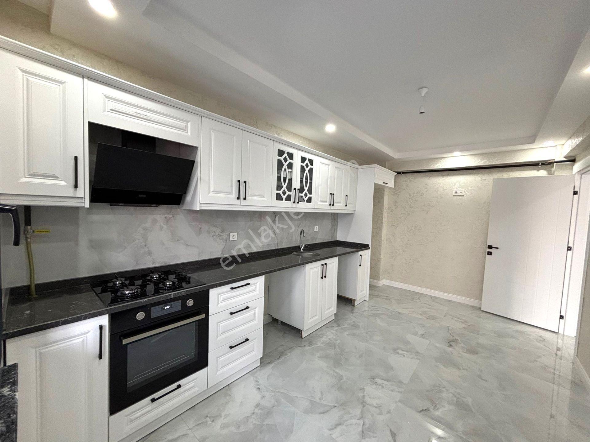 **eryıldız Gayrimenkul'den**atatürk Acill 120m2 Ful+ful Ultra Lüks 2+1** - Görsel 4