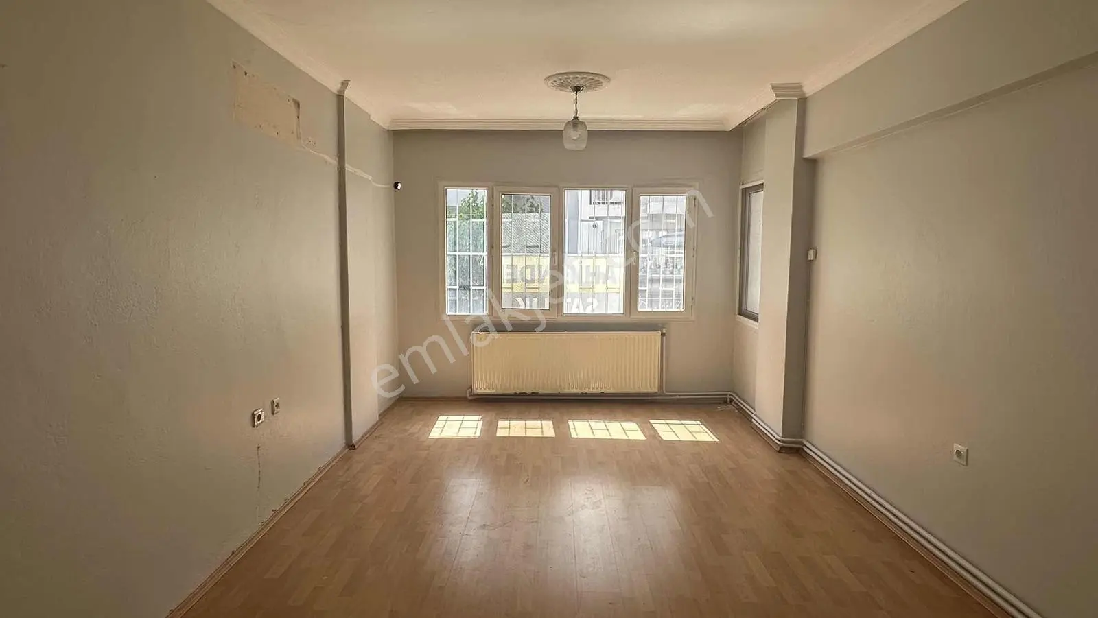 Güzelyalı'da Sahil Yakını 2+1 Arakat Doğalgazlı Otoparklı Daire - Görsel 4